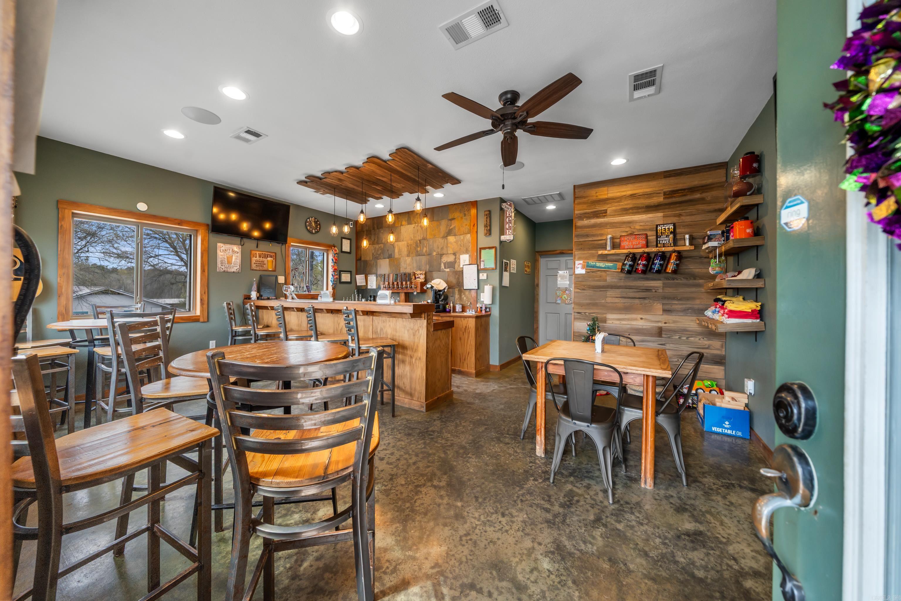 113 S Main  Amity, AR