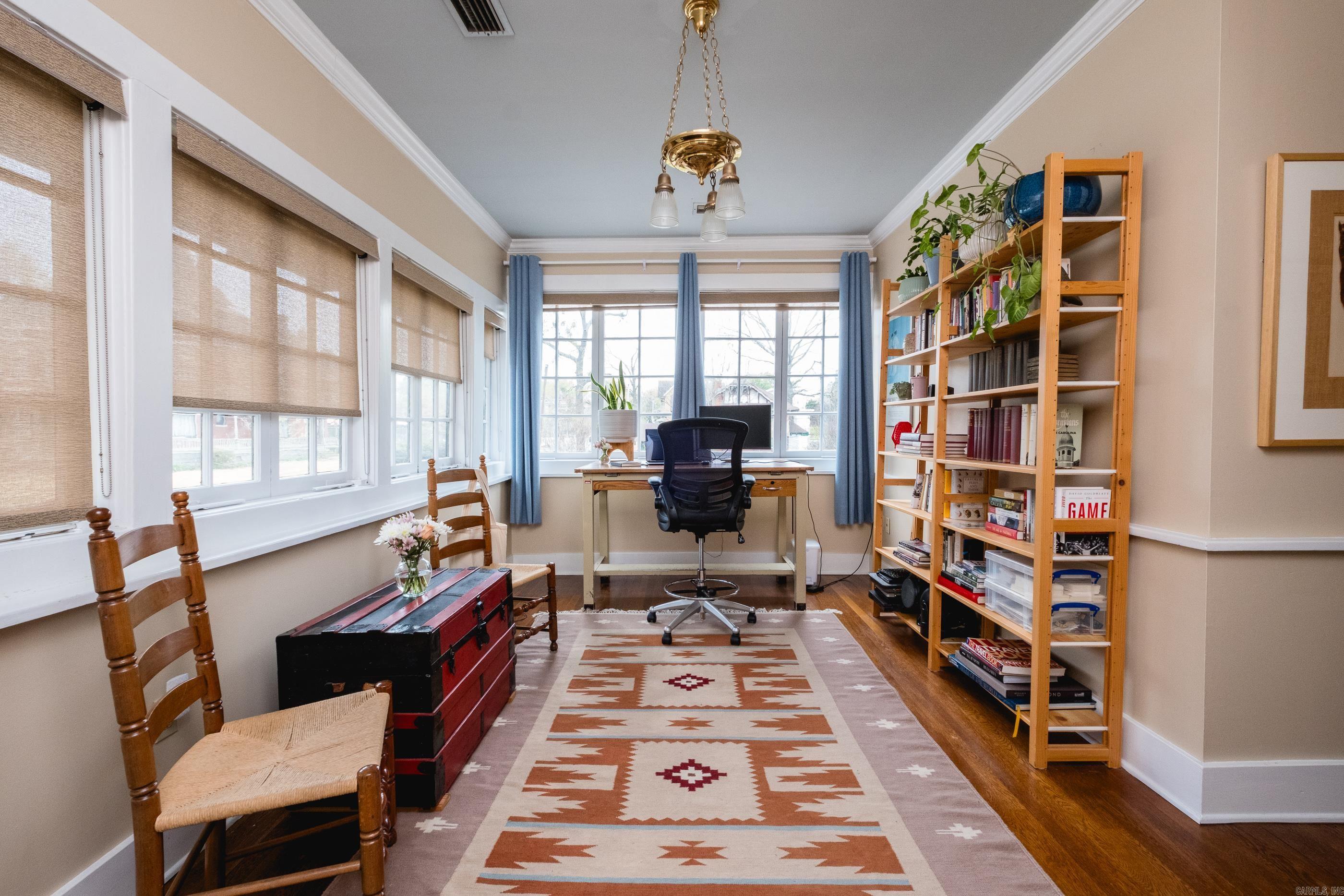 324 W DAISY L GATSON BATES  Little Rock, AR