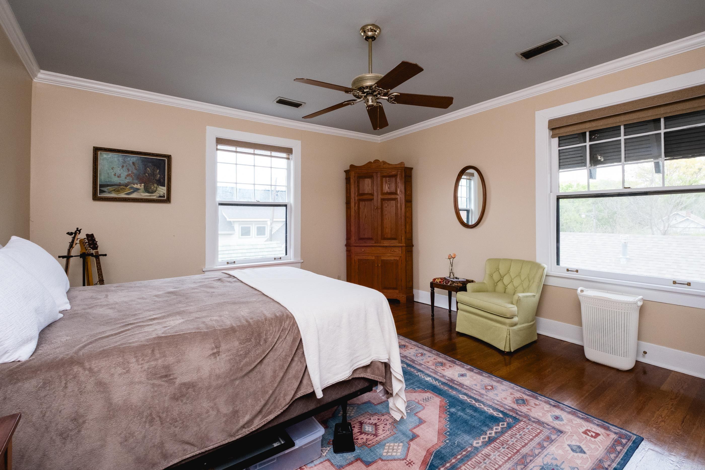 324 W DAISY L GATSON BATES  Little Rock, AR
