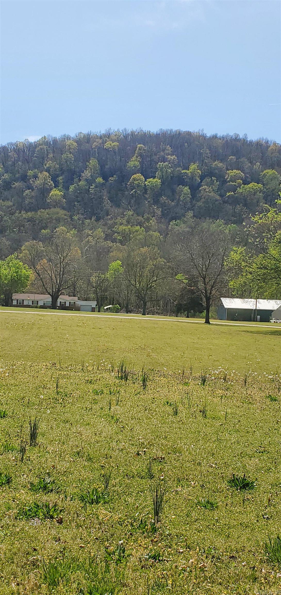 000  Maple  Mountain View, AR