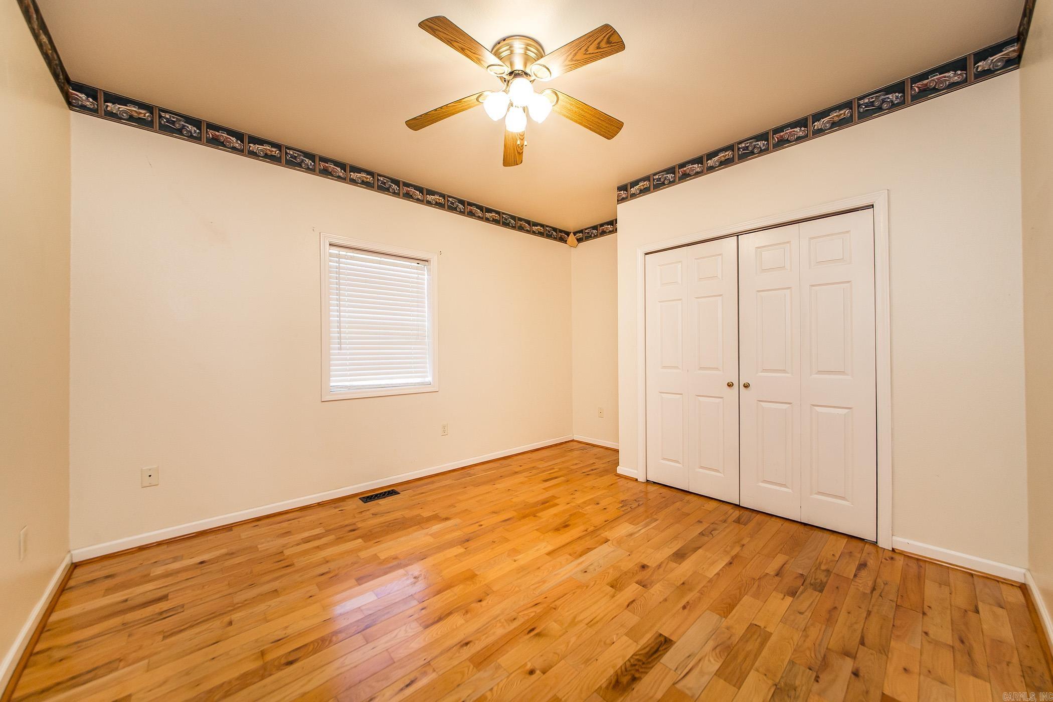 249 Roxie Lane Greers Ferry, AR 72067