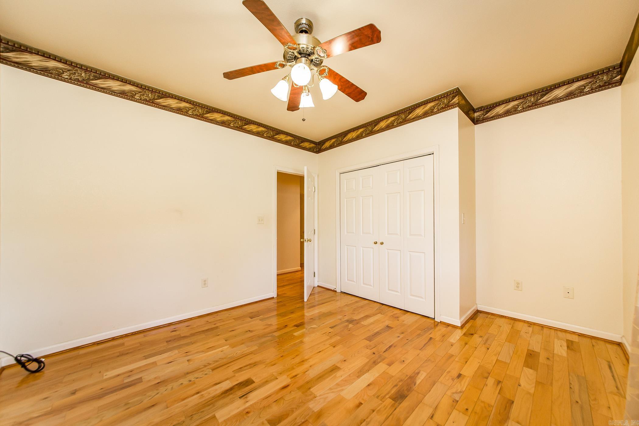 249 Roxie Lane Greers Ferry, AR 72067