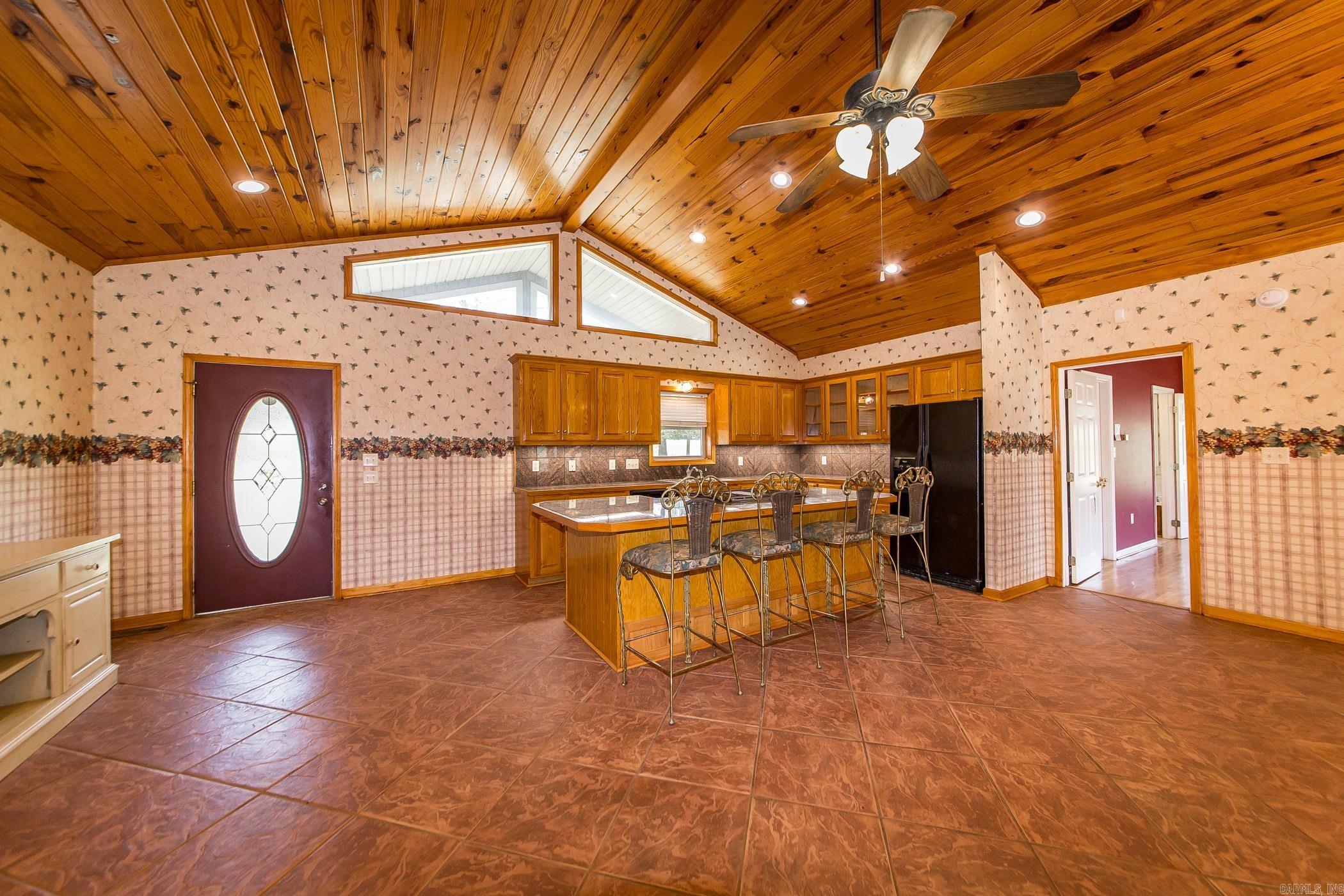 249 Roxie Lane Greers Ferry, AR 72067