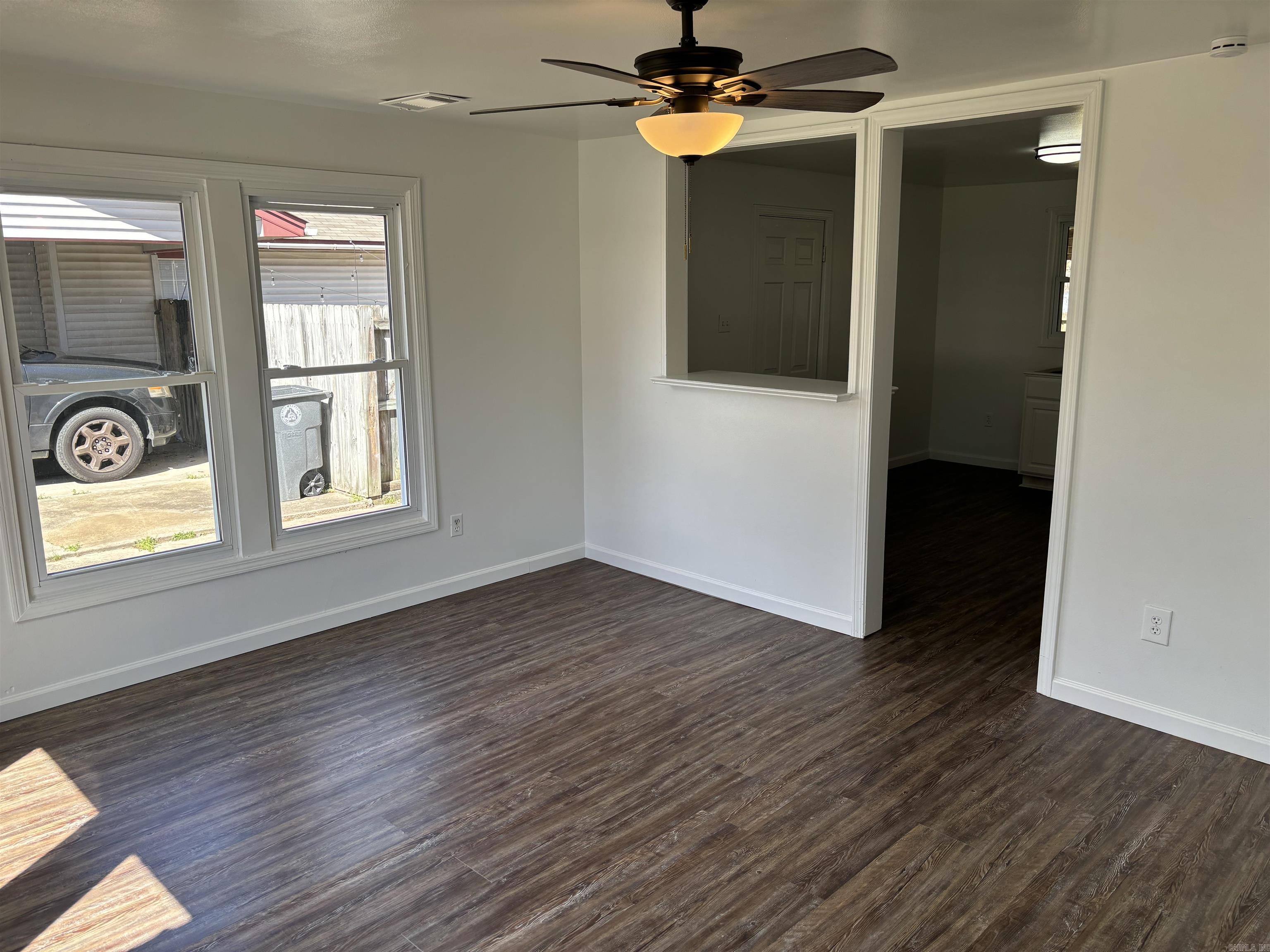 1206 W Race  Searcy, AR