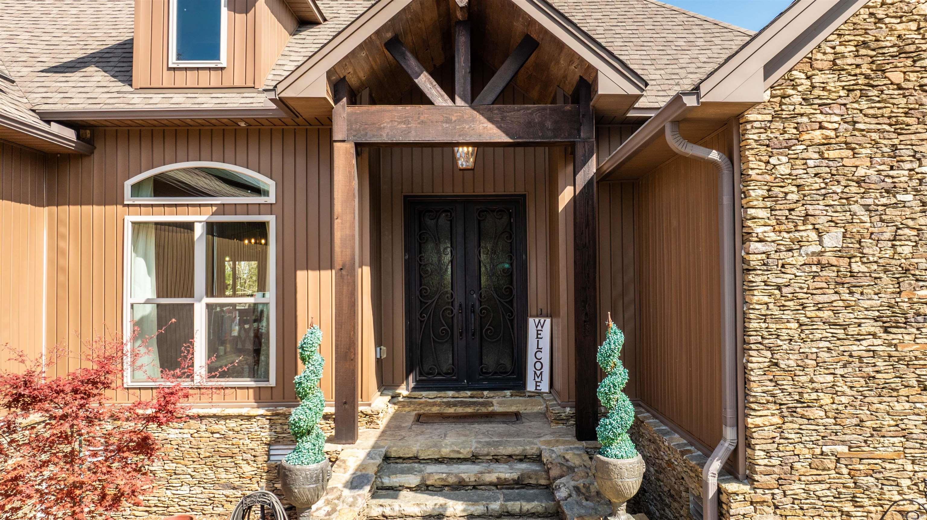 17  Lipscomb  Conway, AR