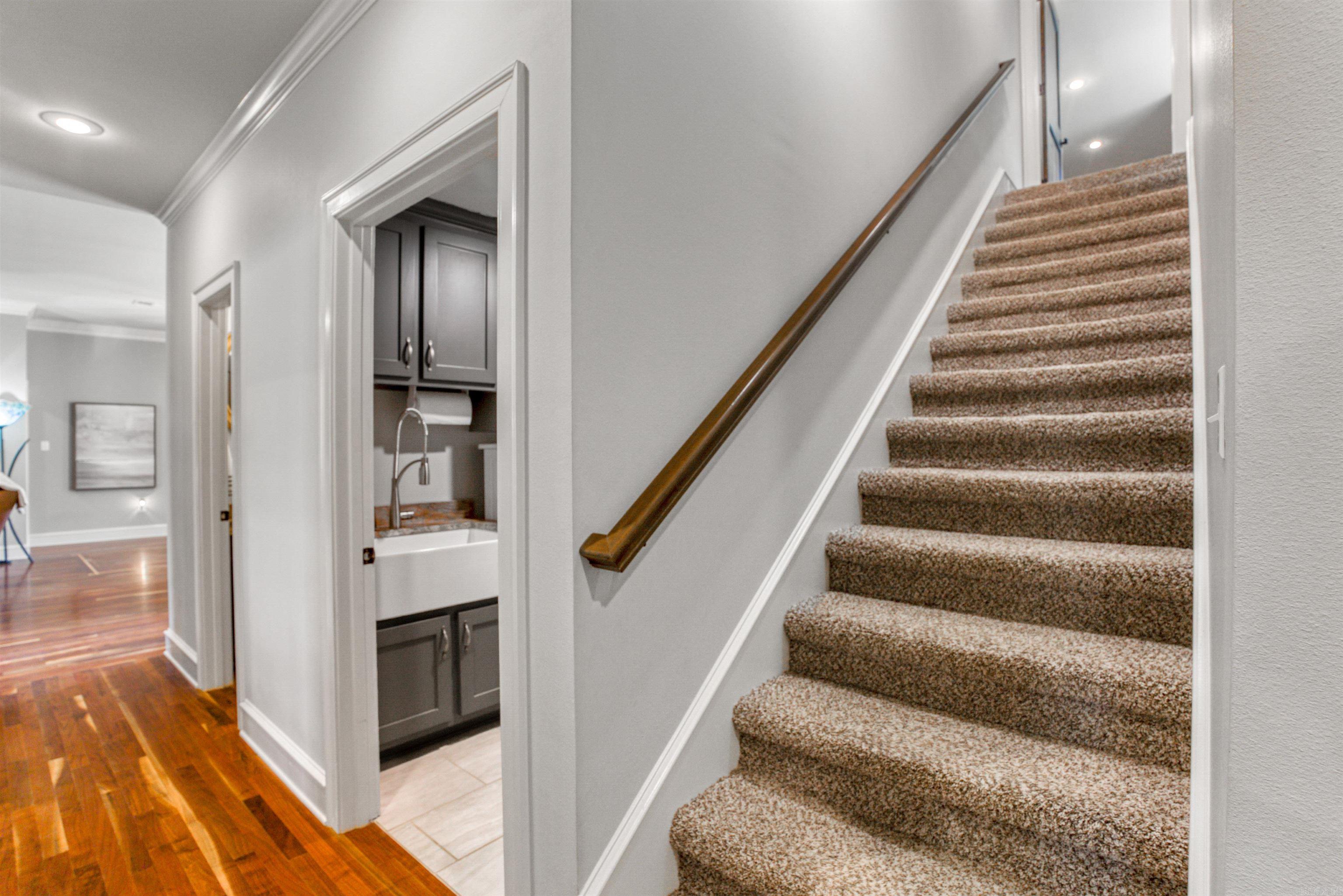 17  Lipscomb  Conway, AR