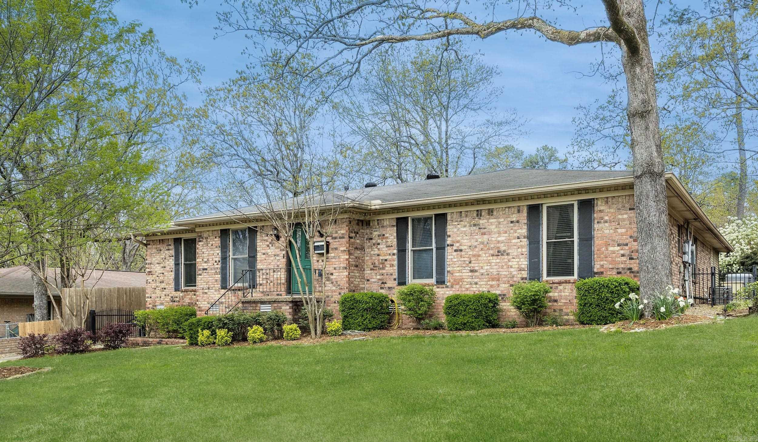 8224  Alvin  Little Rock, AR