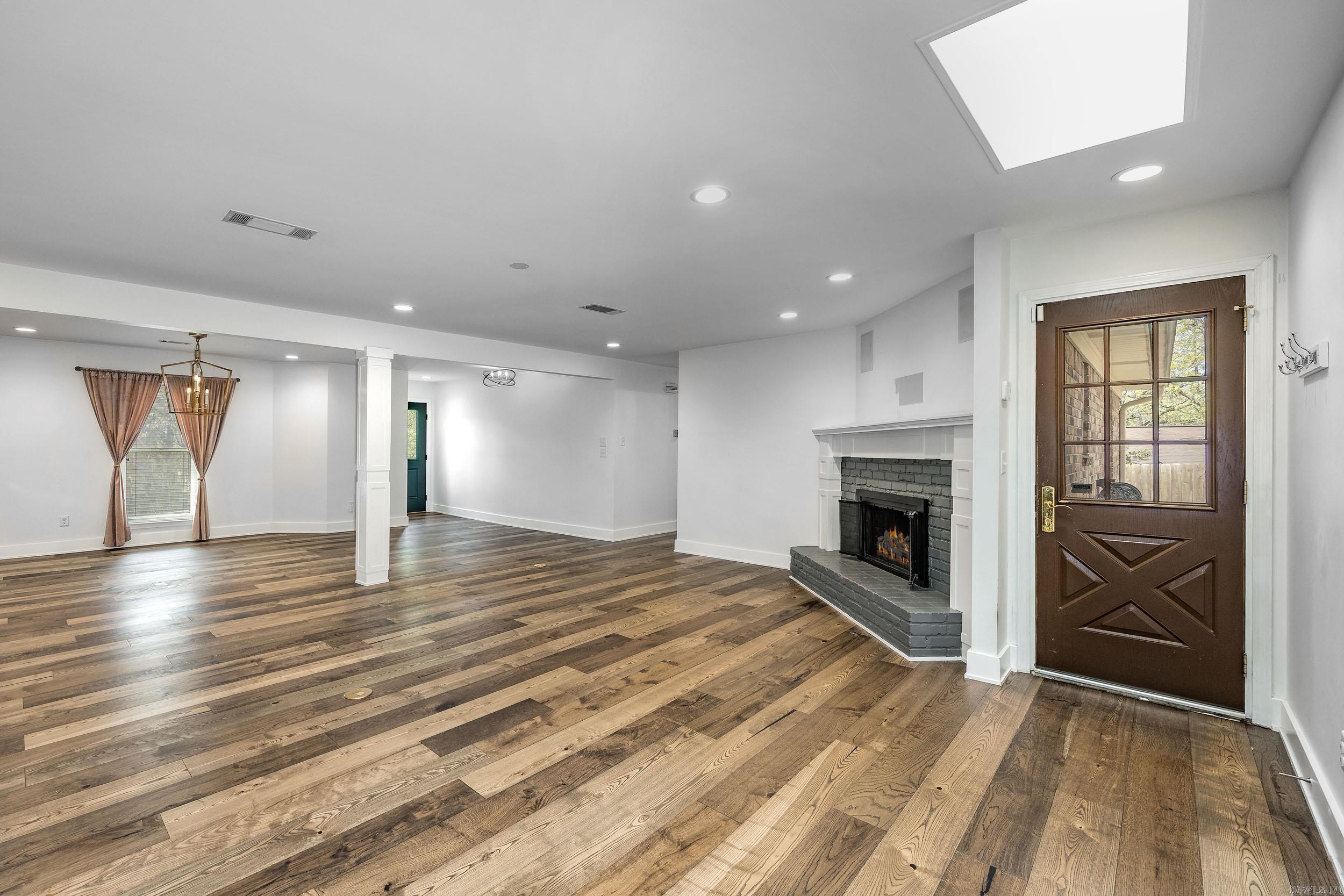 8224  Alvin  Little Rock, AR