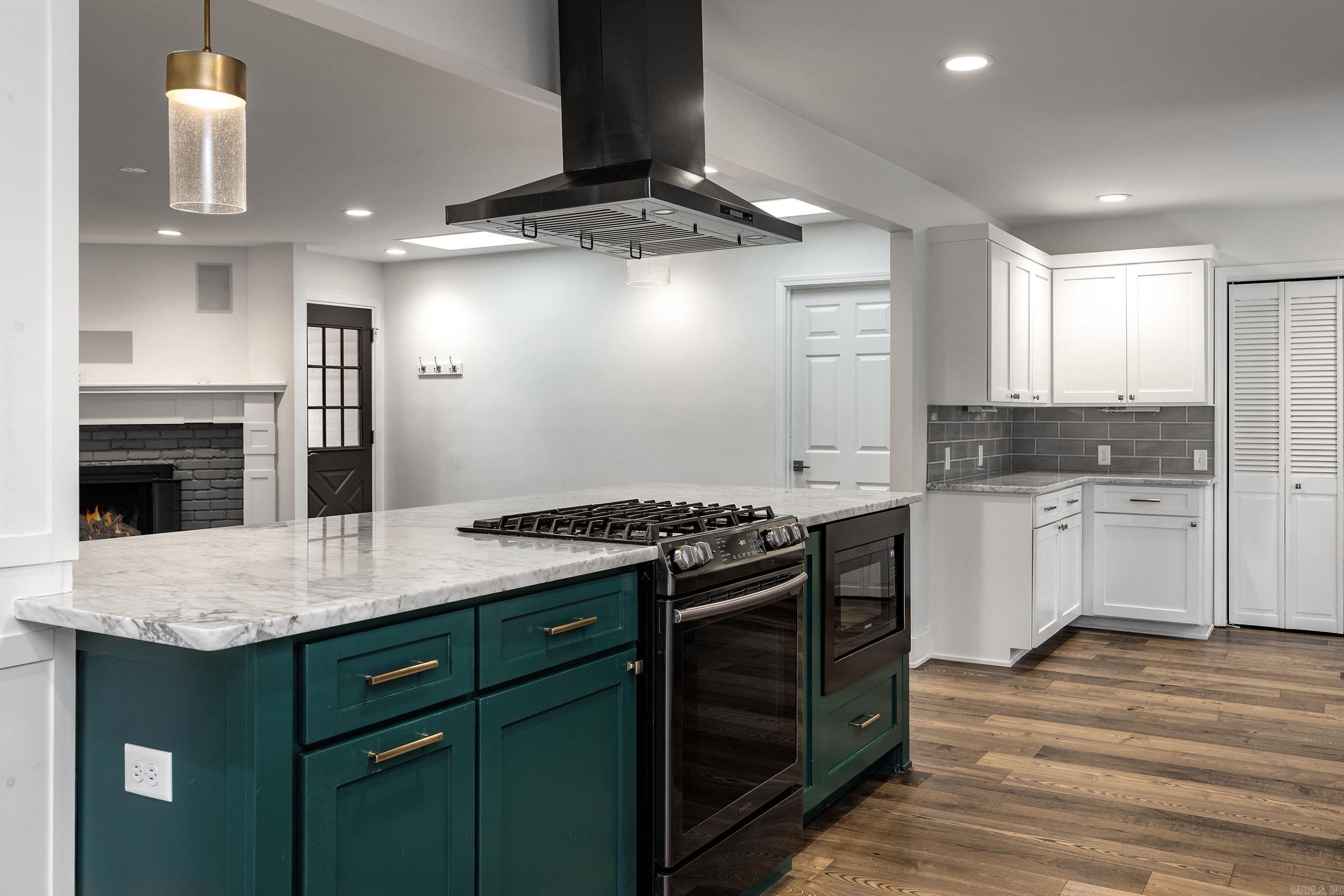 8224  Alvin  Little Rock, AR