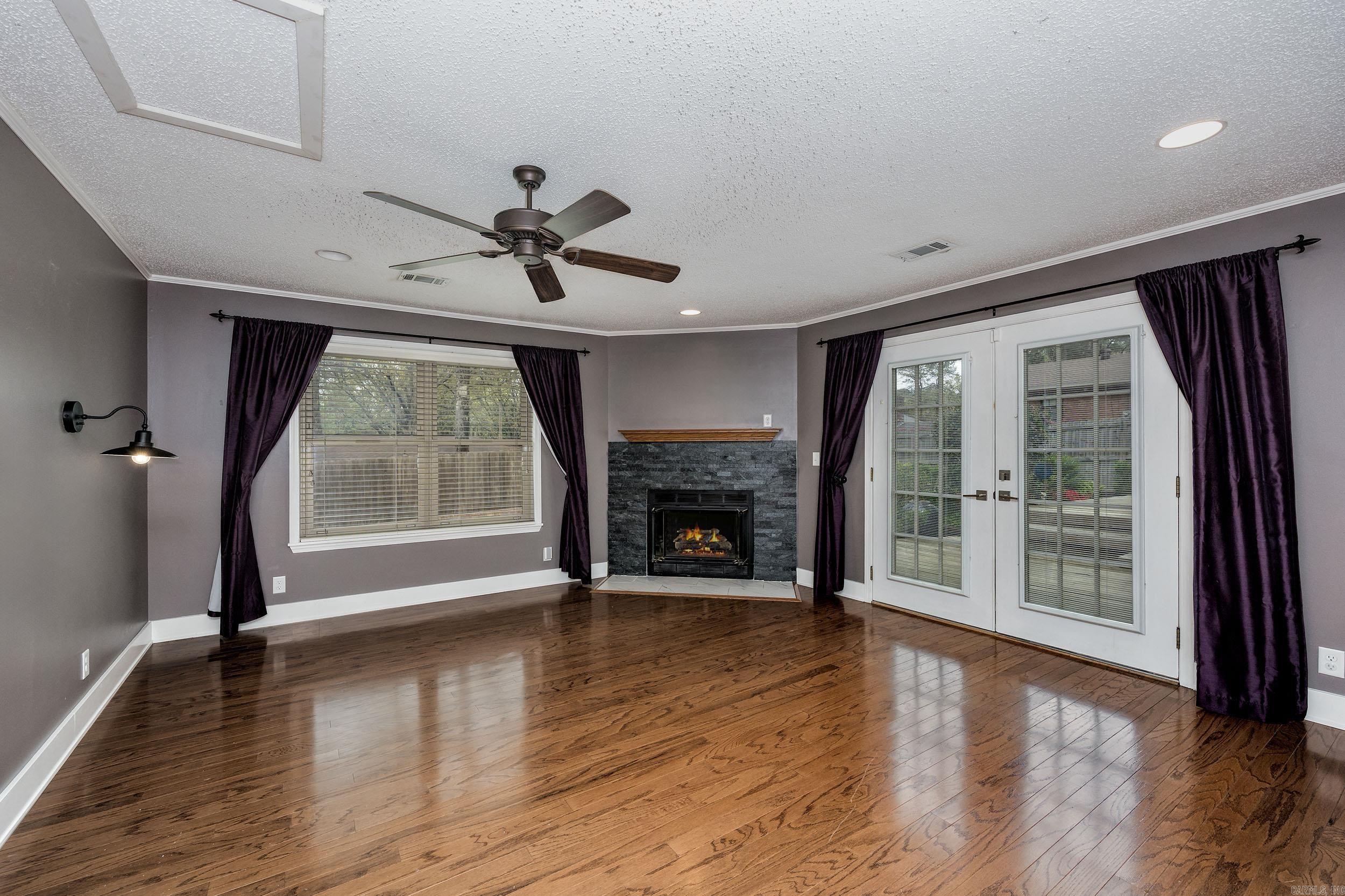8224  Alvin  Little Rock, AR