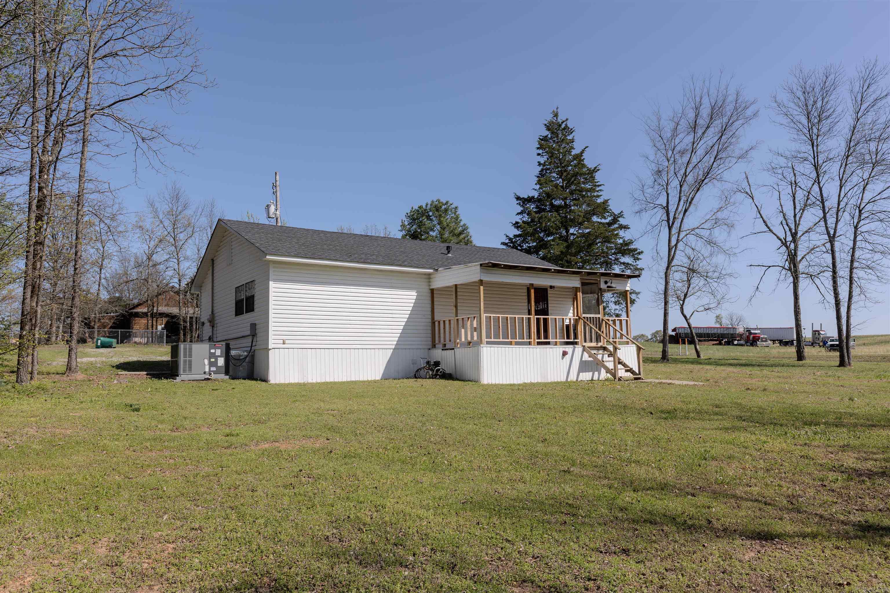 3  Bowhunter  Greenbrier, AR