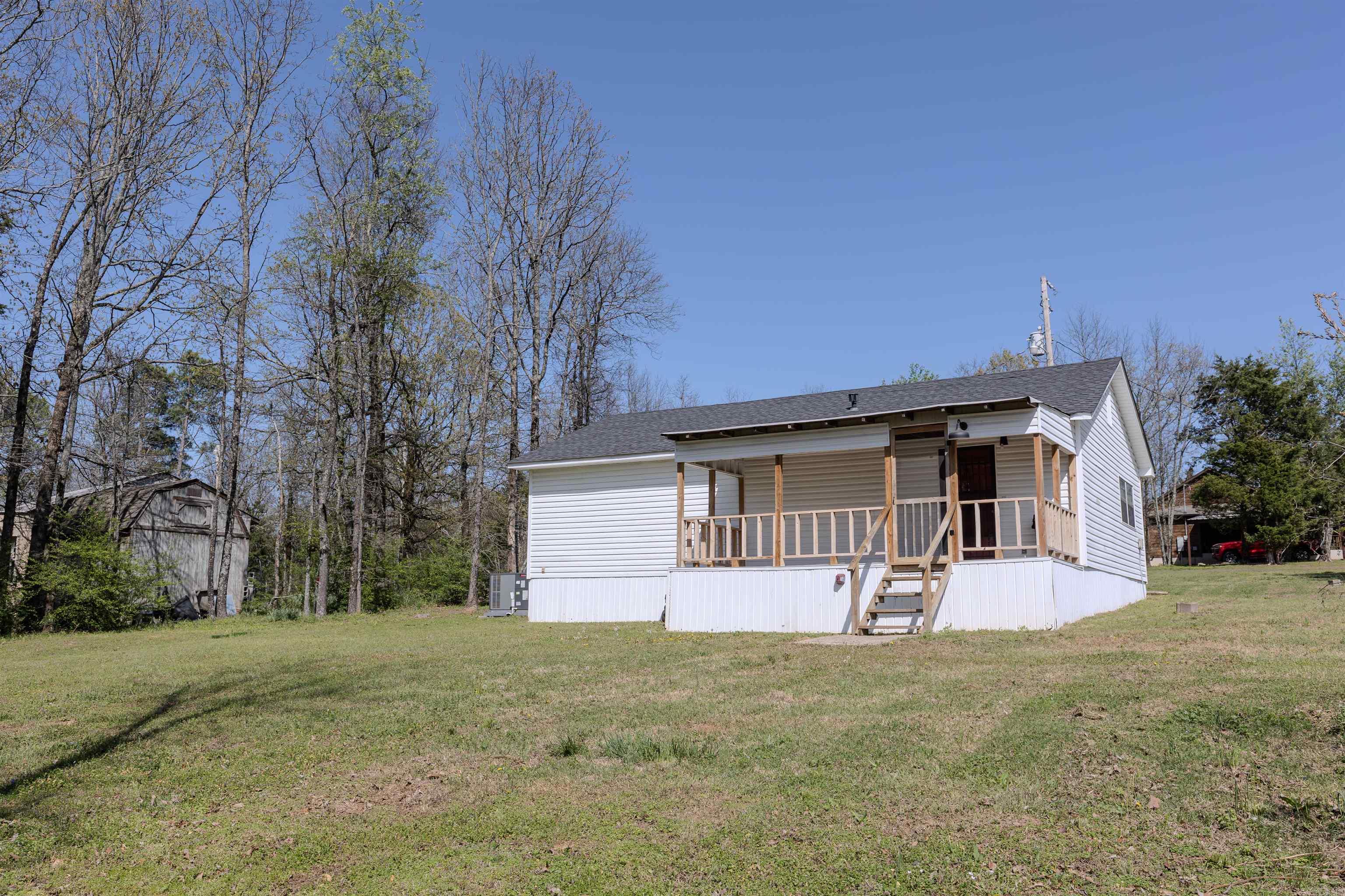 3  Bowhunter  Greenbrier, AR