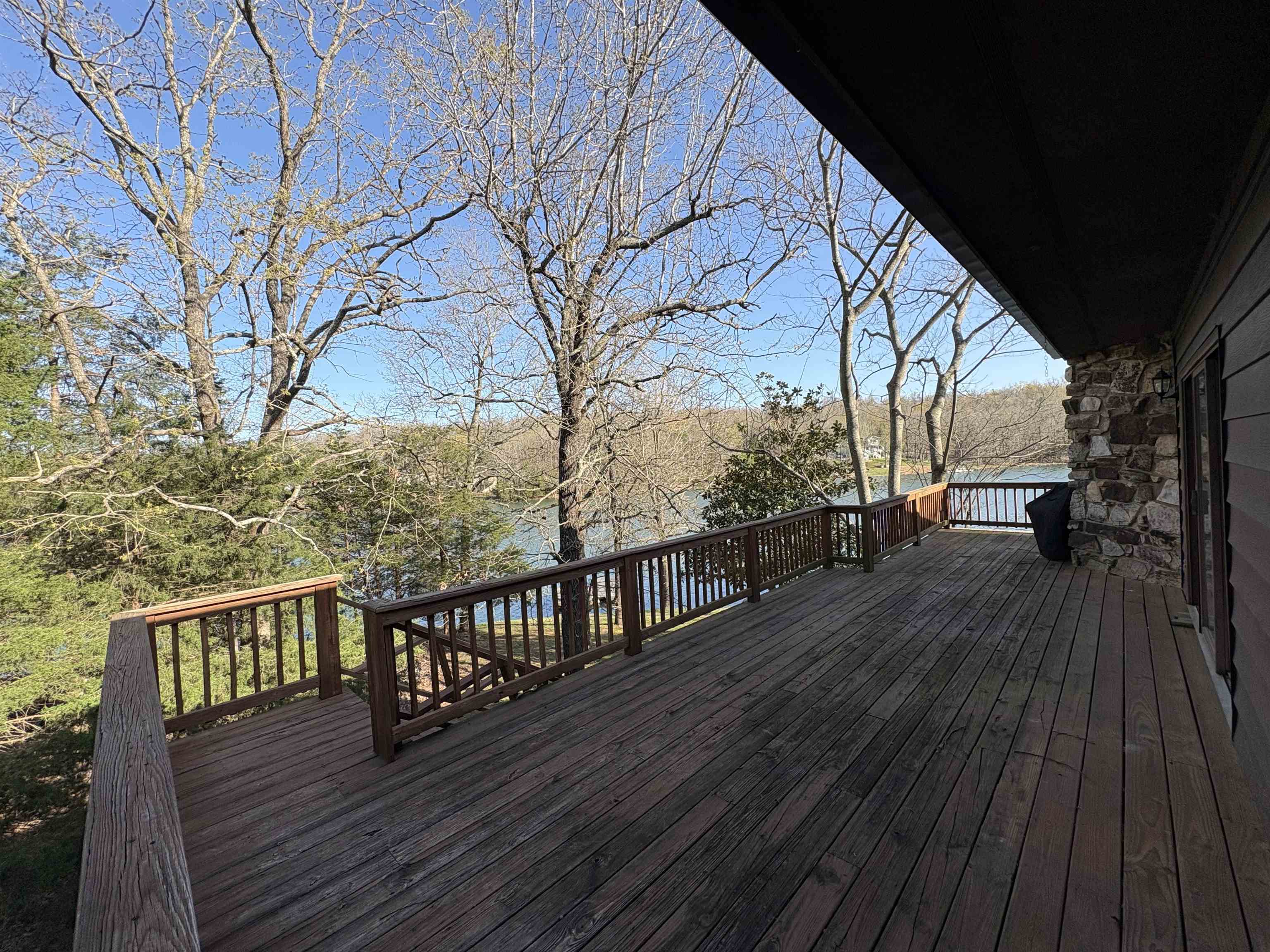 4  Amohi  Cherokee Village, AR
