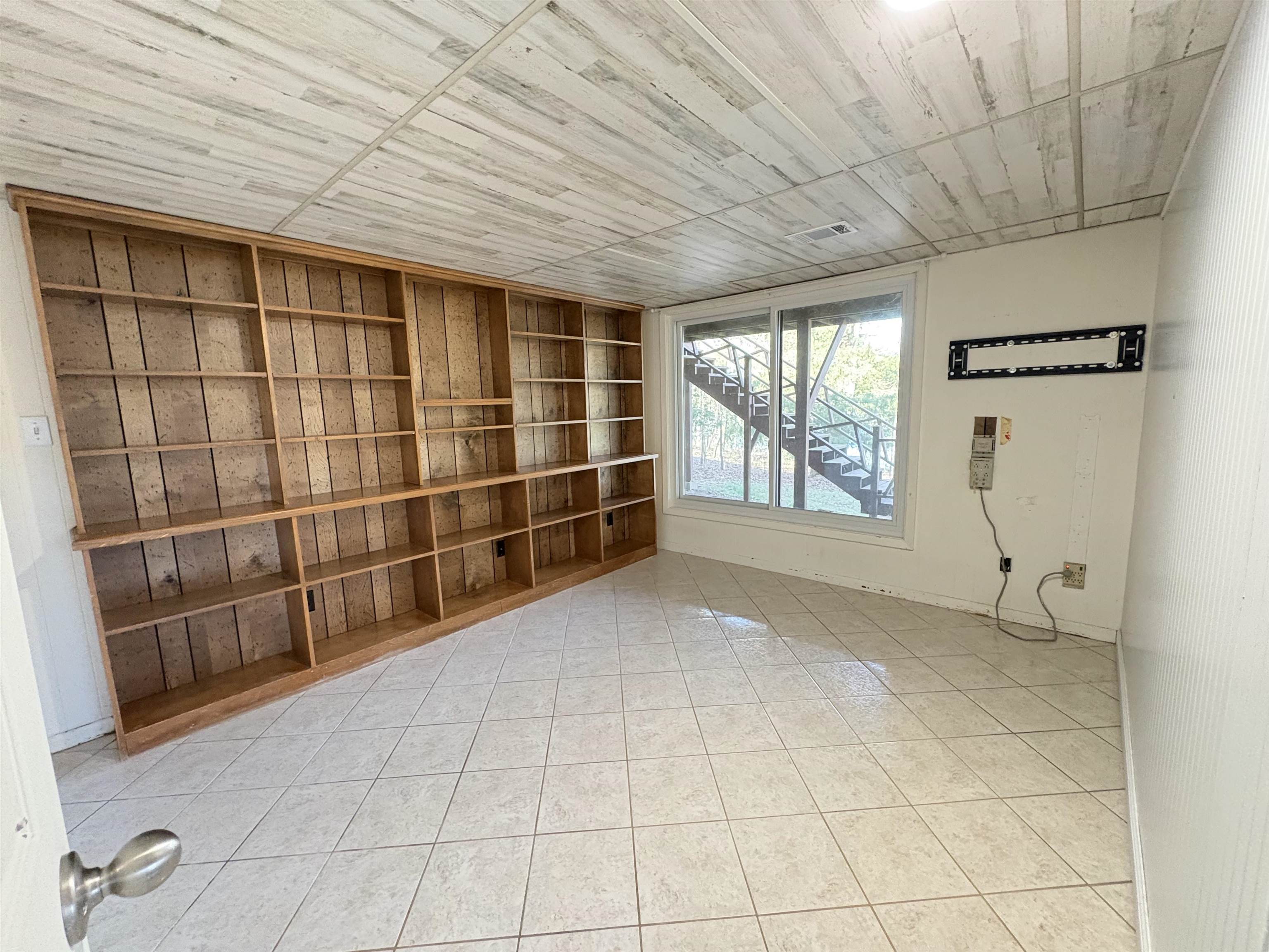 4  Amohi  Cherokee Village, AR