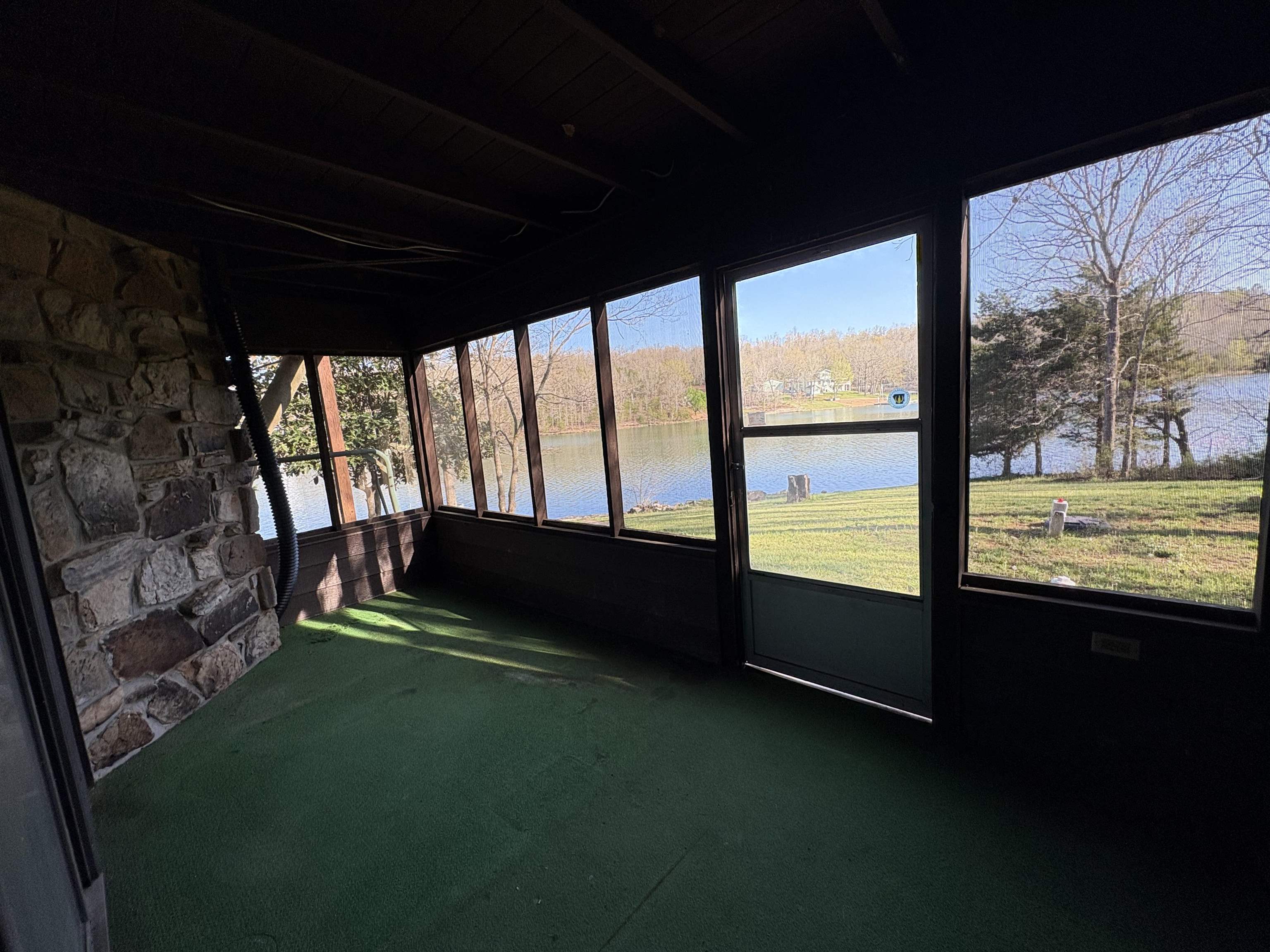 4  Amohi  Cherokee Village, AR