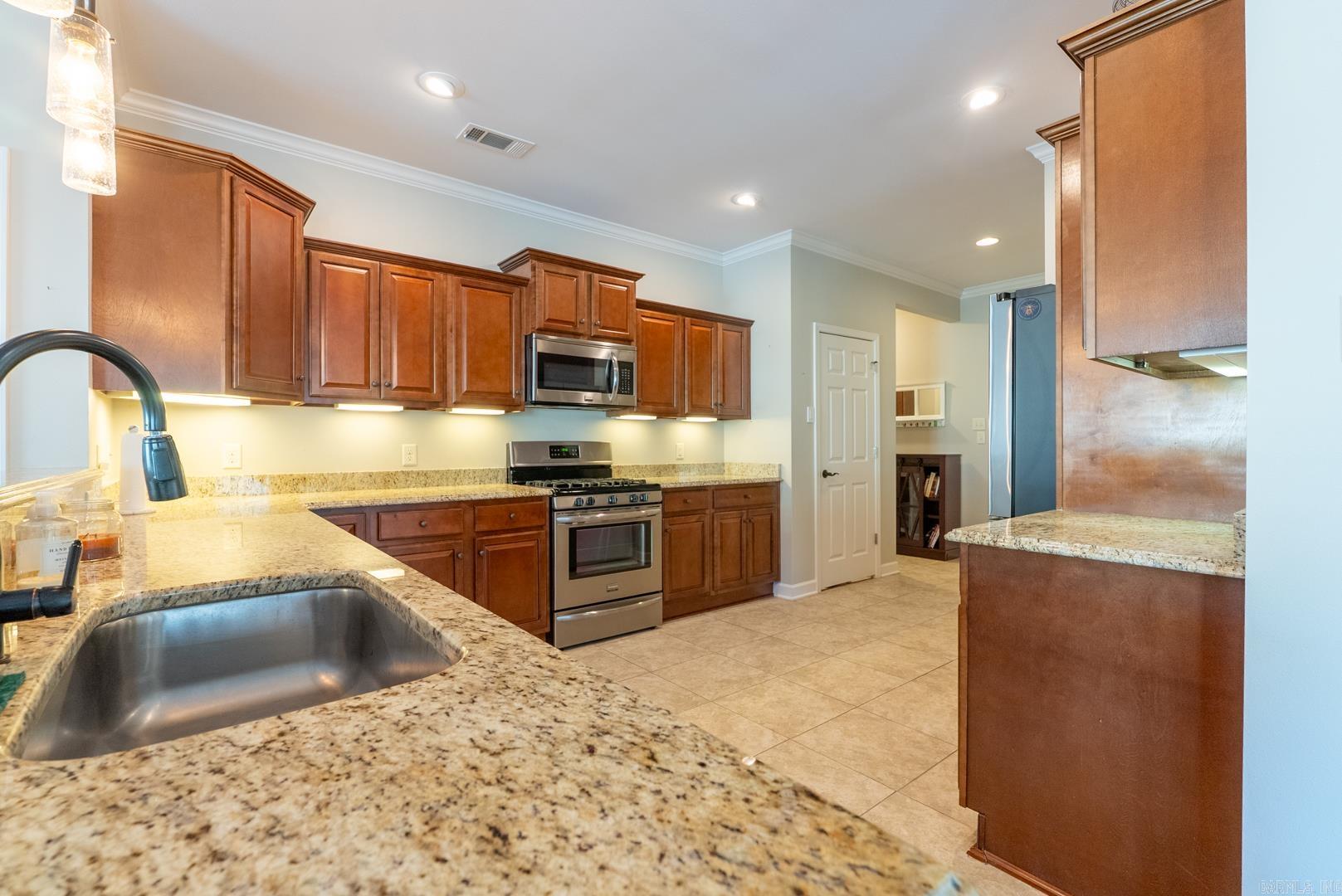 307 Mountain Terrace Circle Maumelle, AR 72113