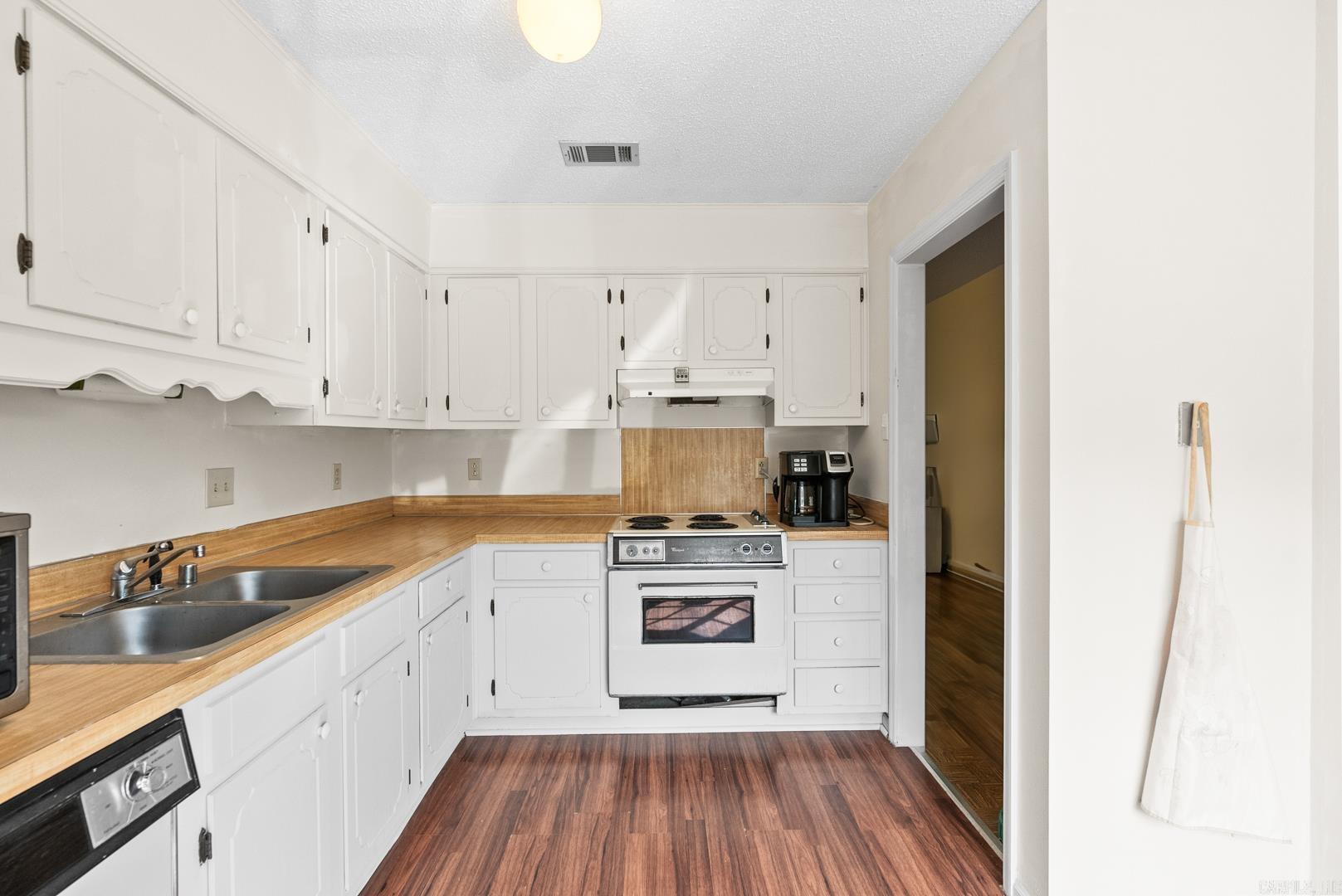 504  Green Mountain  Little Rock, AR