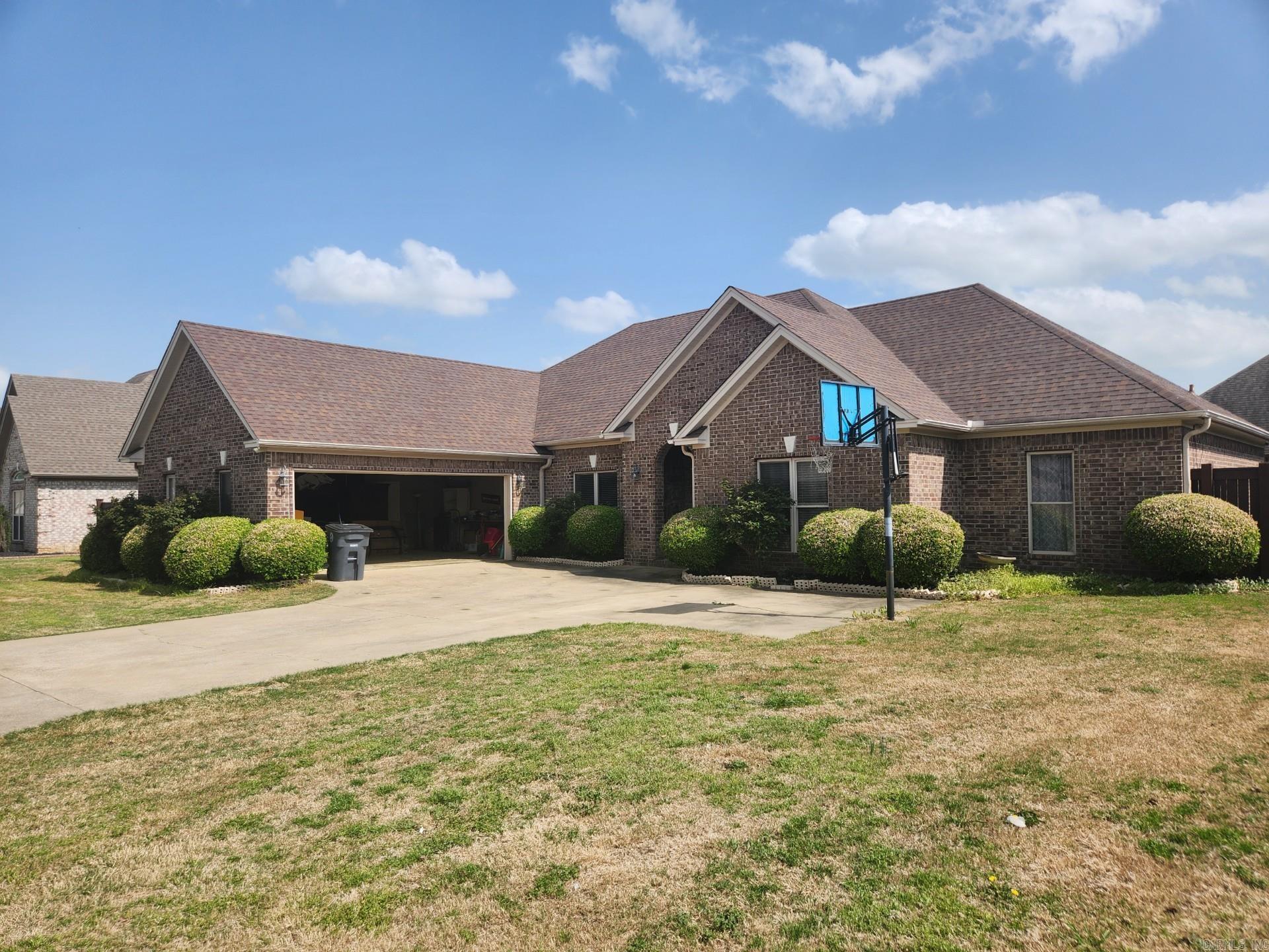 423  Palmer  Searcy, AR