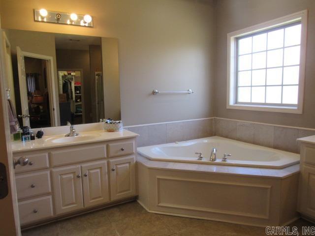 423 Palmer Court Searcy, AR 72143
