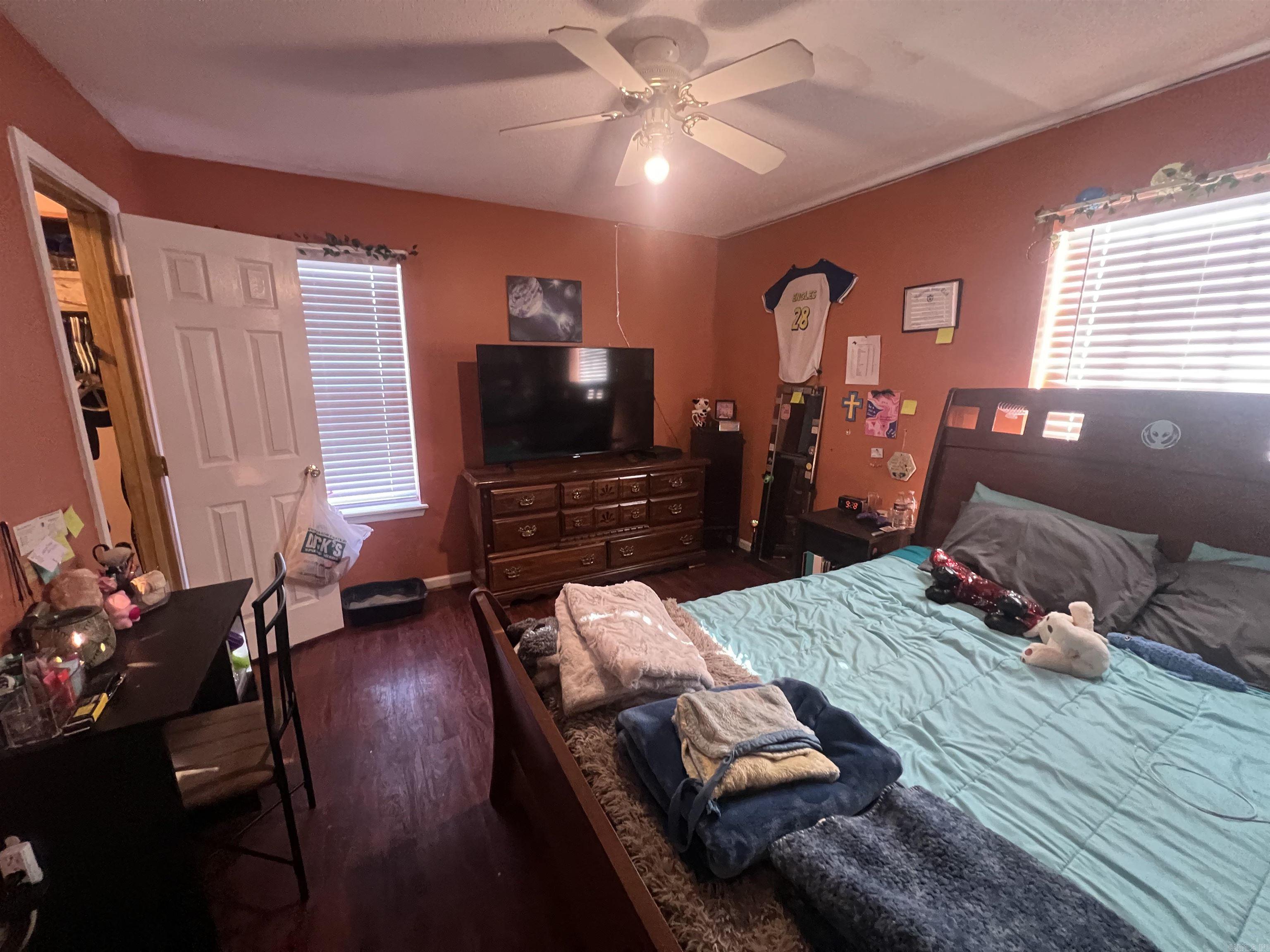 418 N Bayou  Mountain View, AR