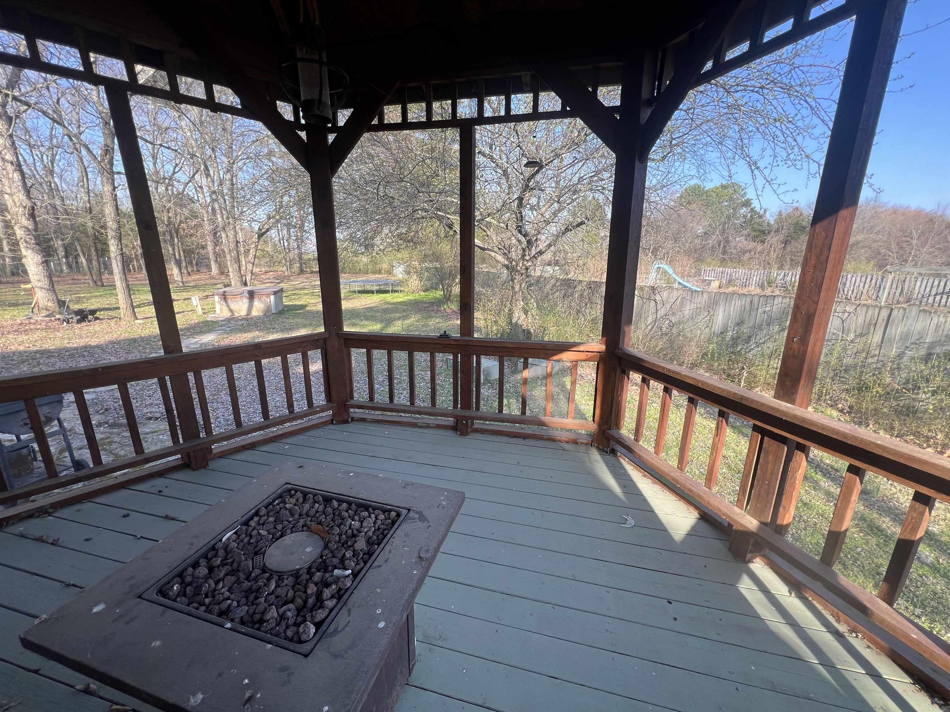 418 N Bayou  Mountain View, AR