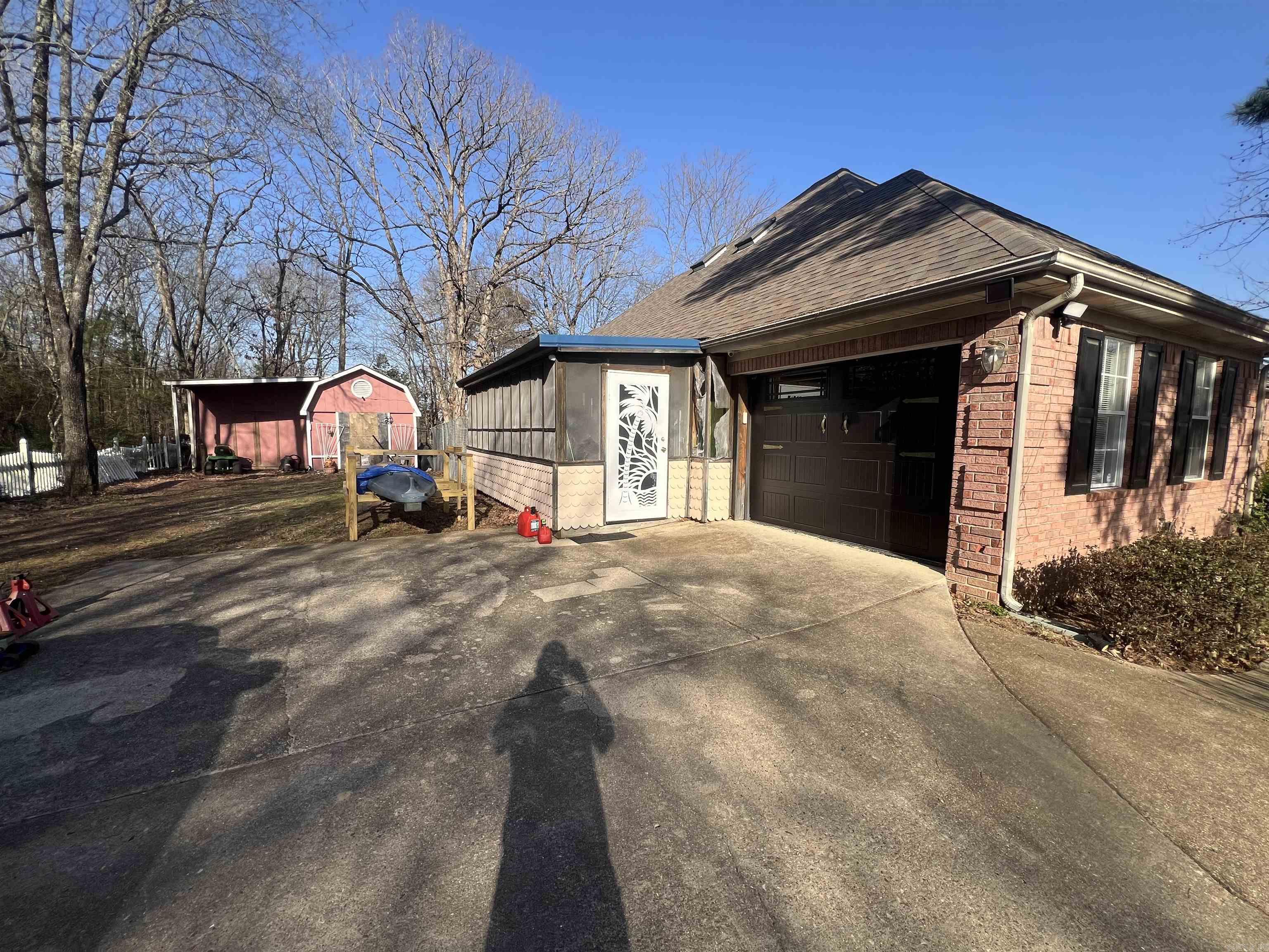 418 N Bayou  Mountain View, AR