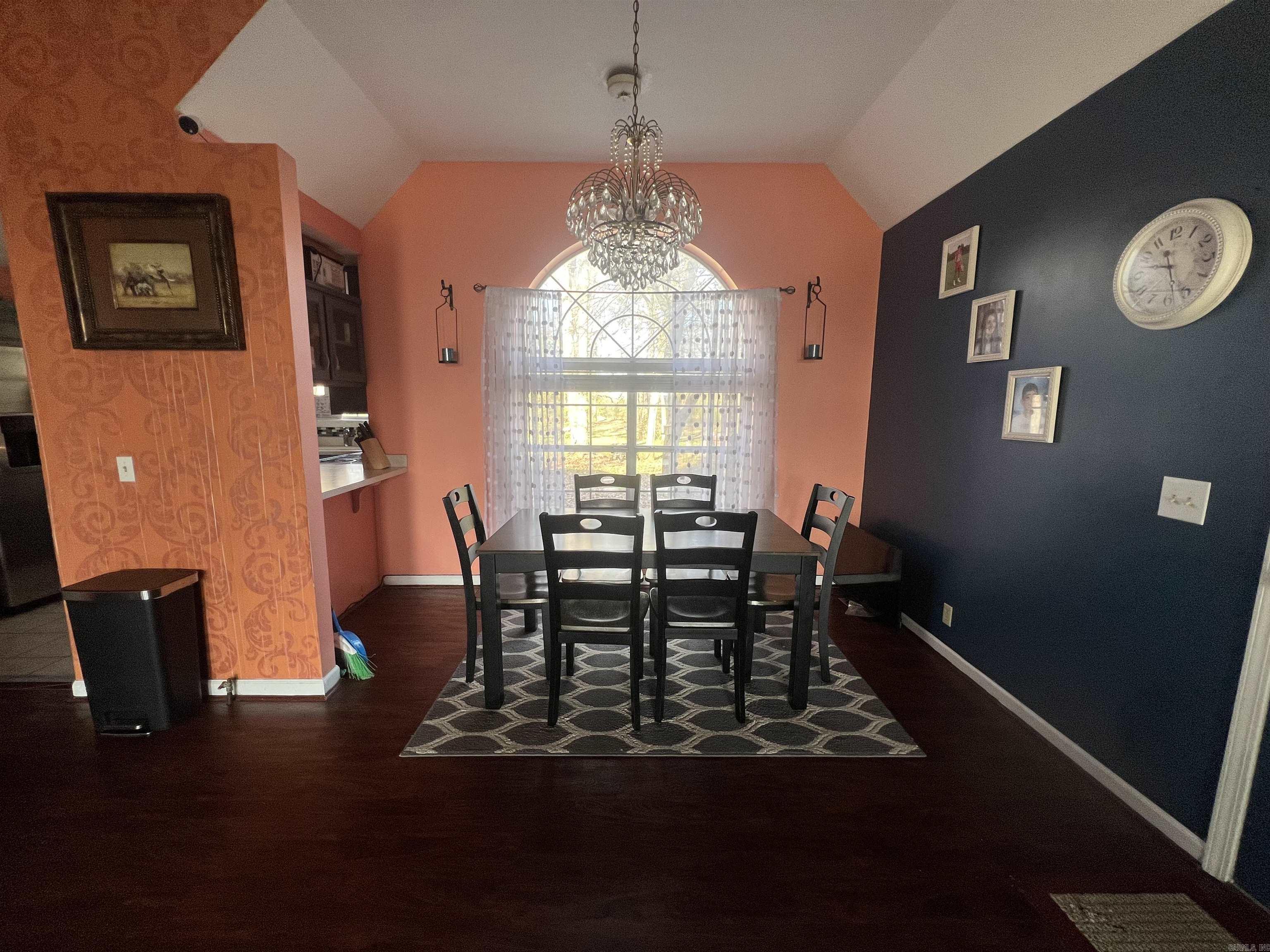 418 N Bayou  Mountain View, AR