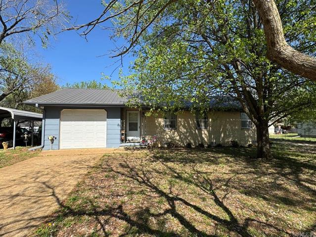16  Diane  Ash Flat, AR
