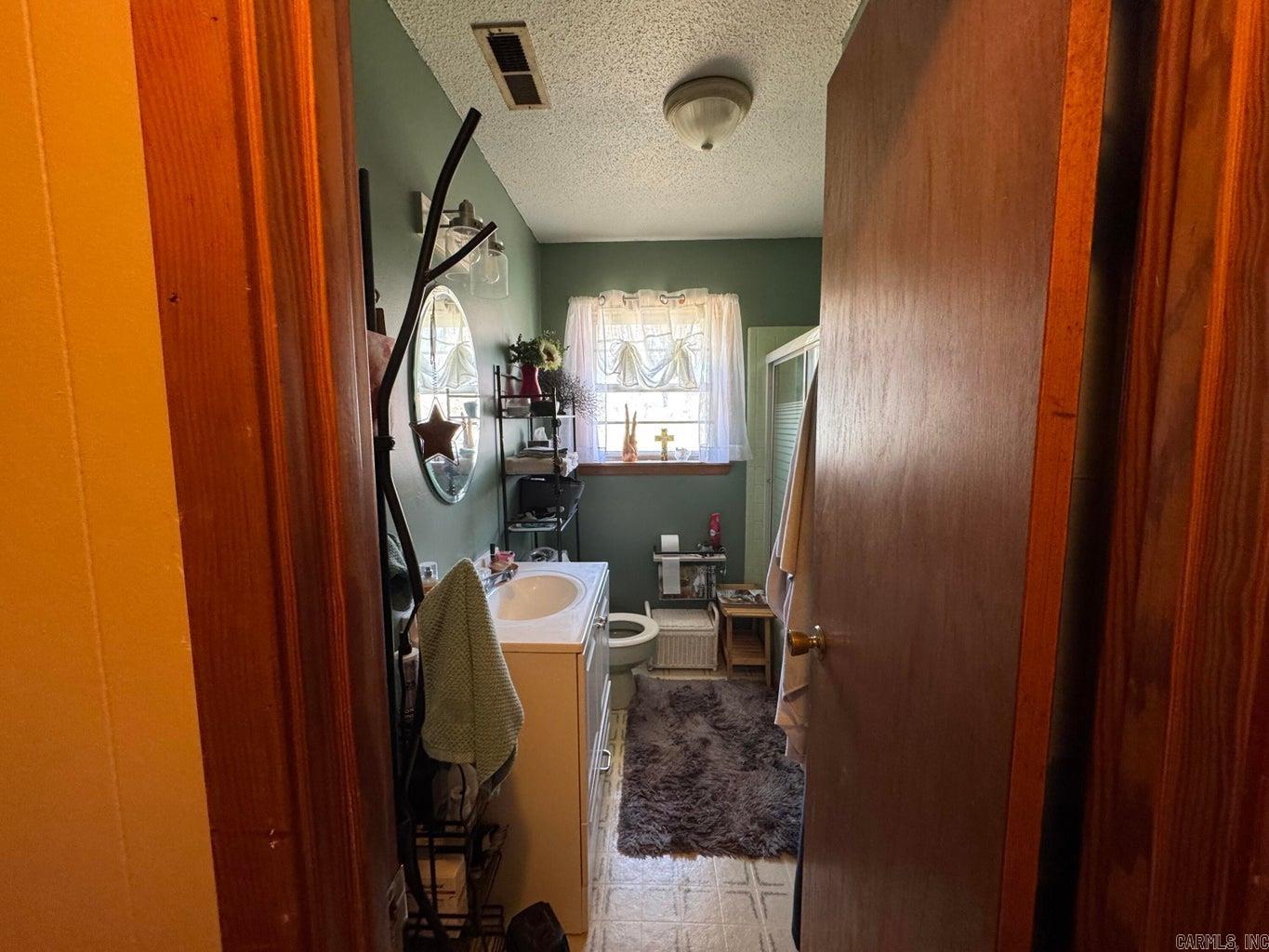 16  Diane  Ash Flat, AR