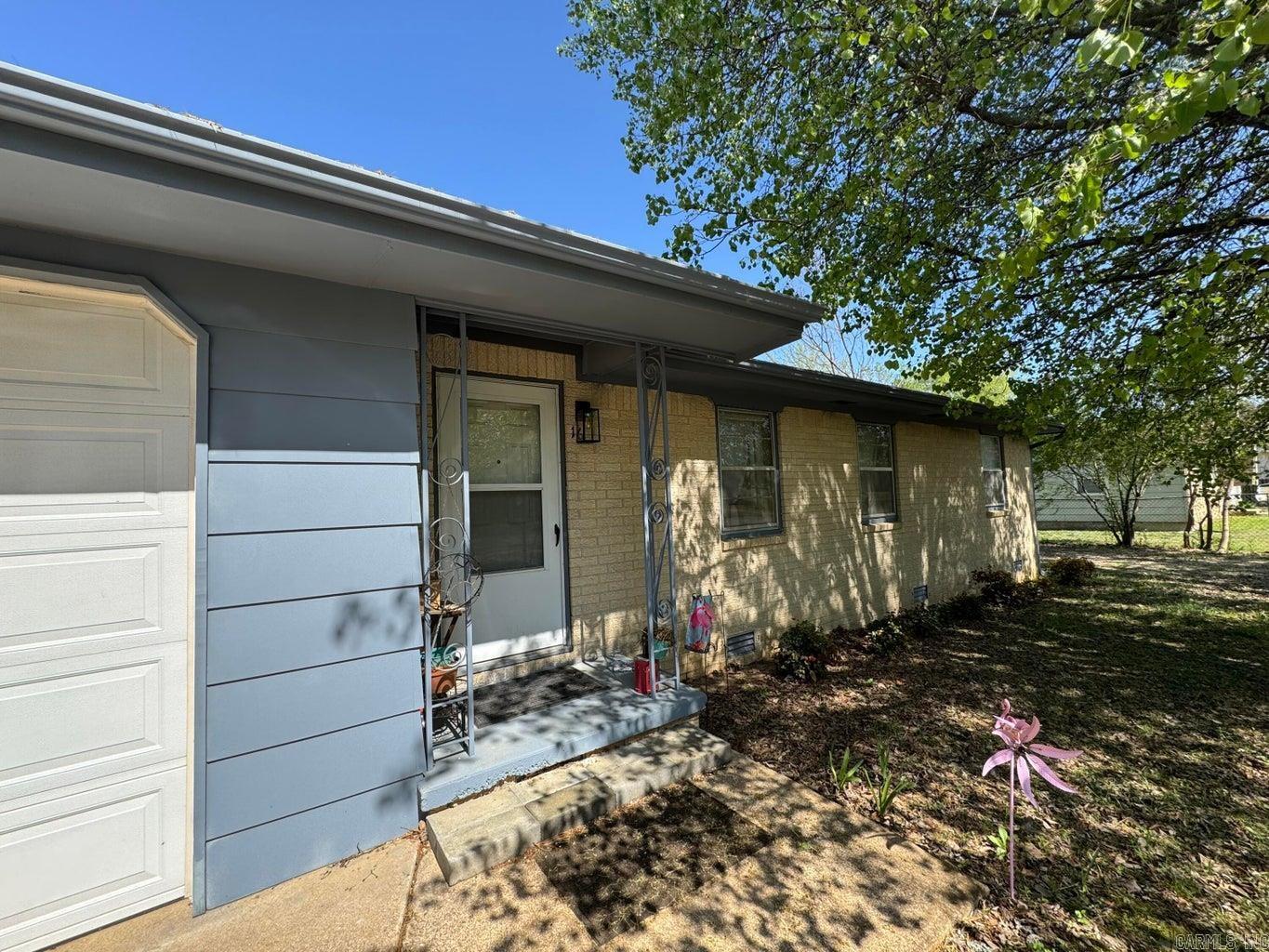 16  Diane  Ash Flat, AR