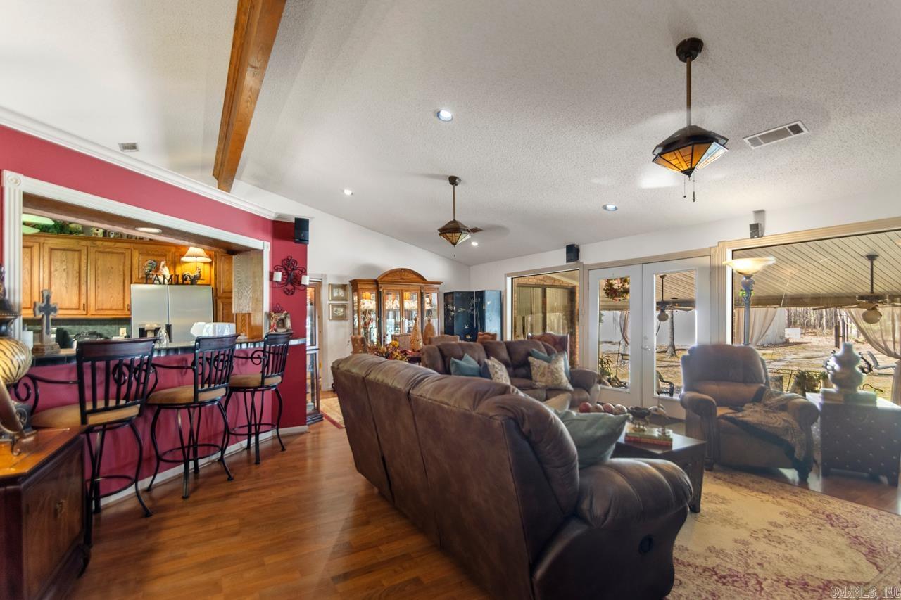 1006  W Woodson Lateral  Hensley, AR