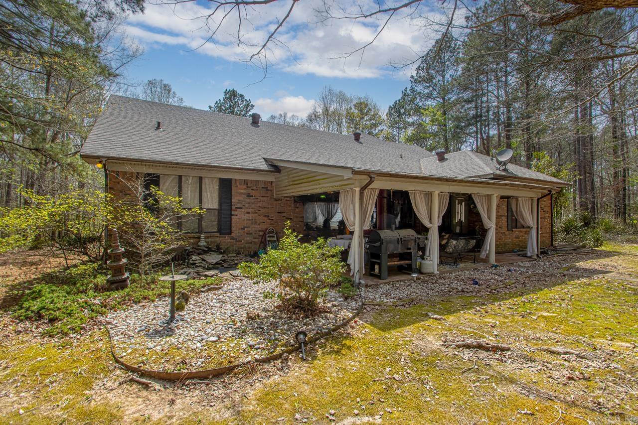 1006  W Woodson Lateral  Hensley, AR