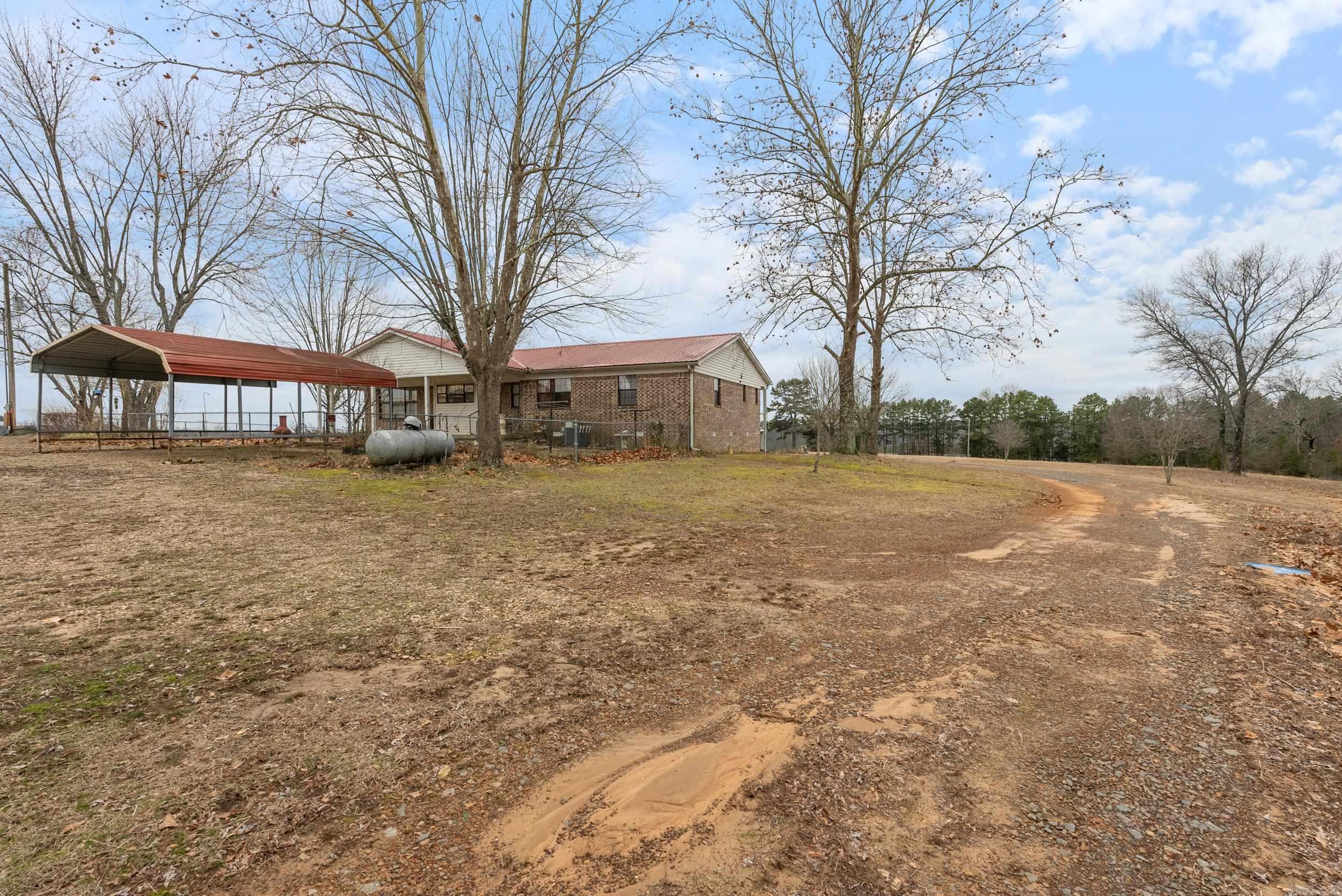 7488  Highway 92 W  Bee Branch, AR