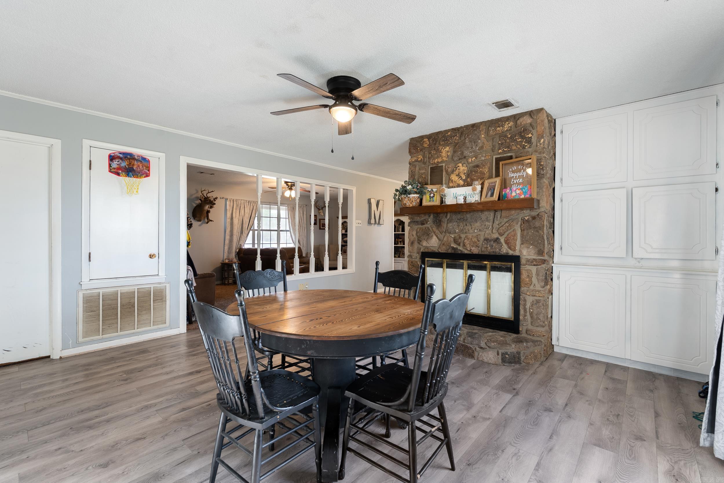 413  Highway 25 N  Guy, AR