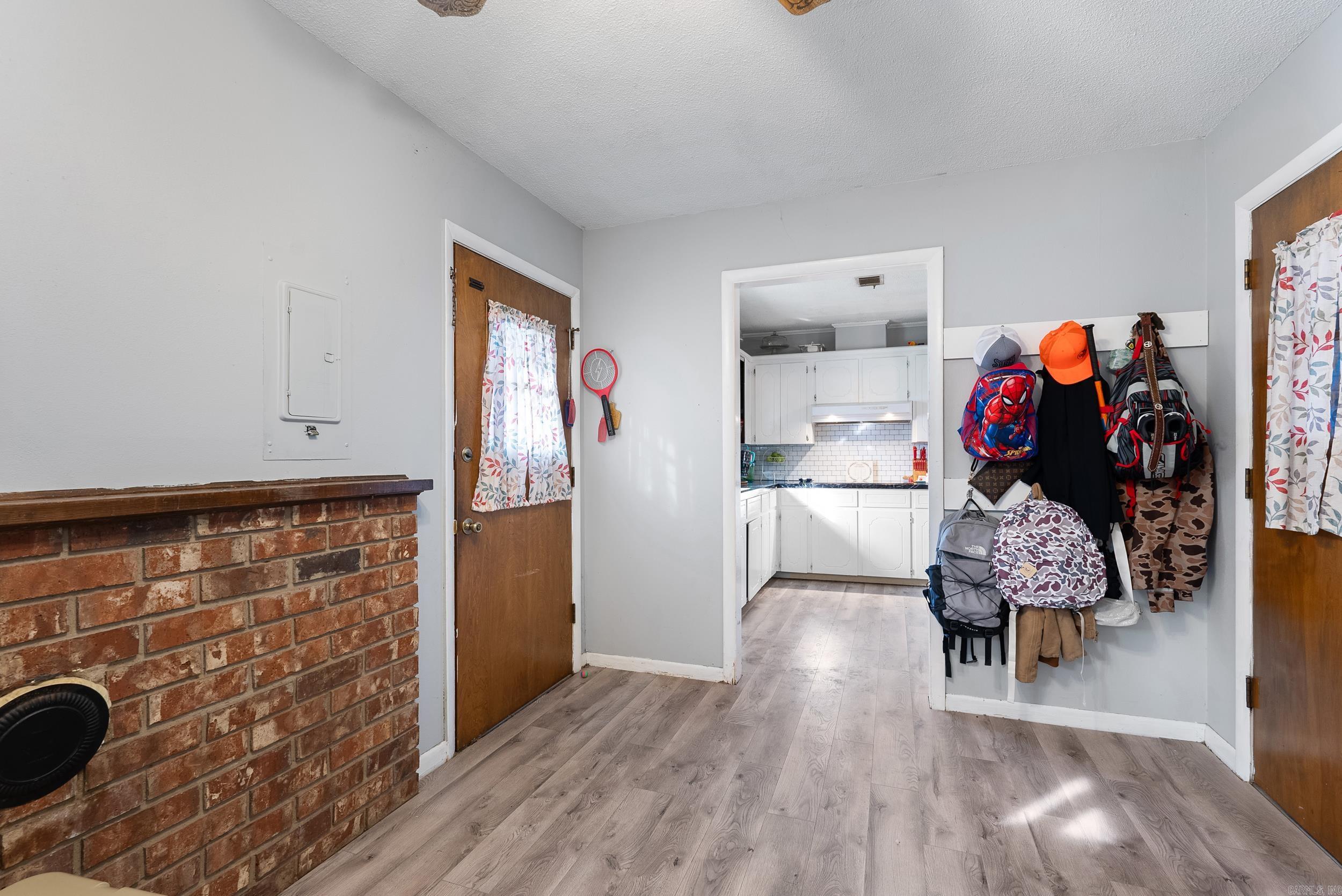 413  Highway 25 N  Guy, AR