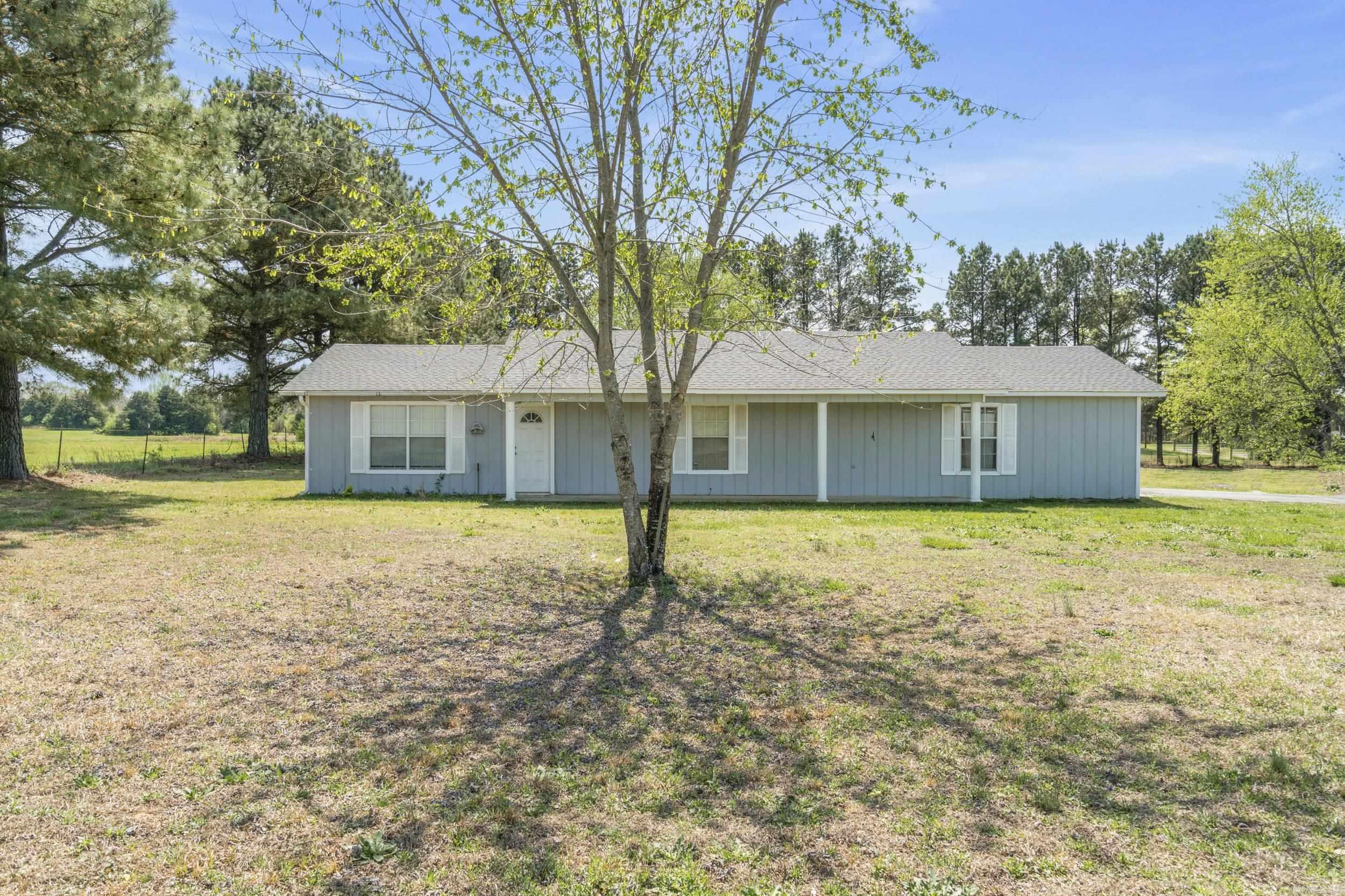 5581 W Highway 36  Rose Bud, AR