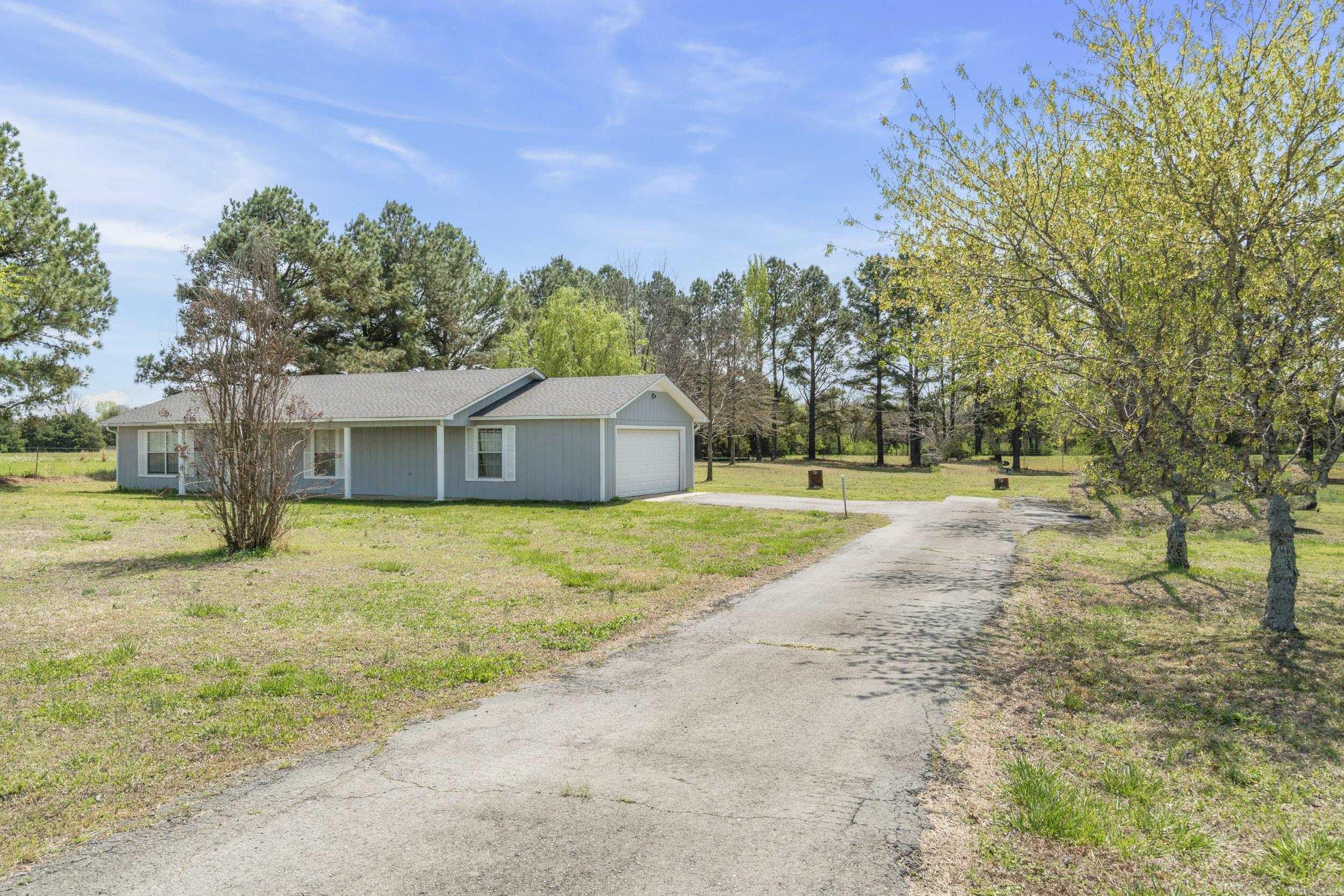 5581 W Highway 36  Rose Bud, AR