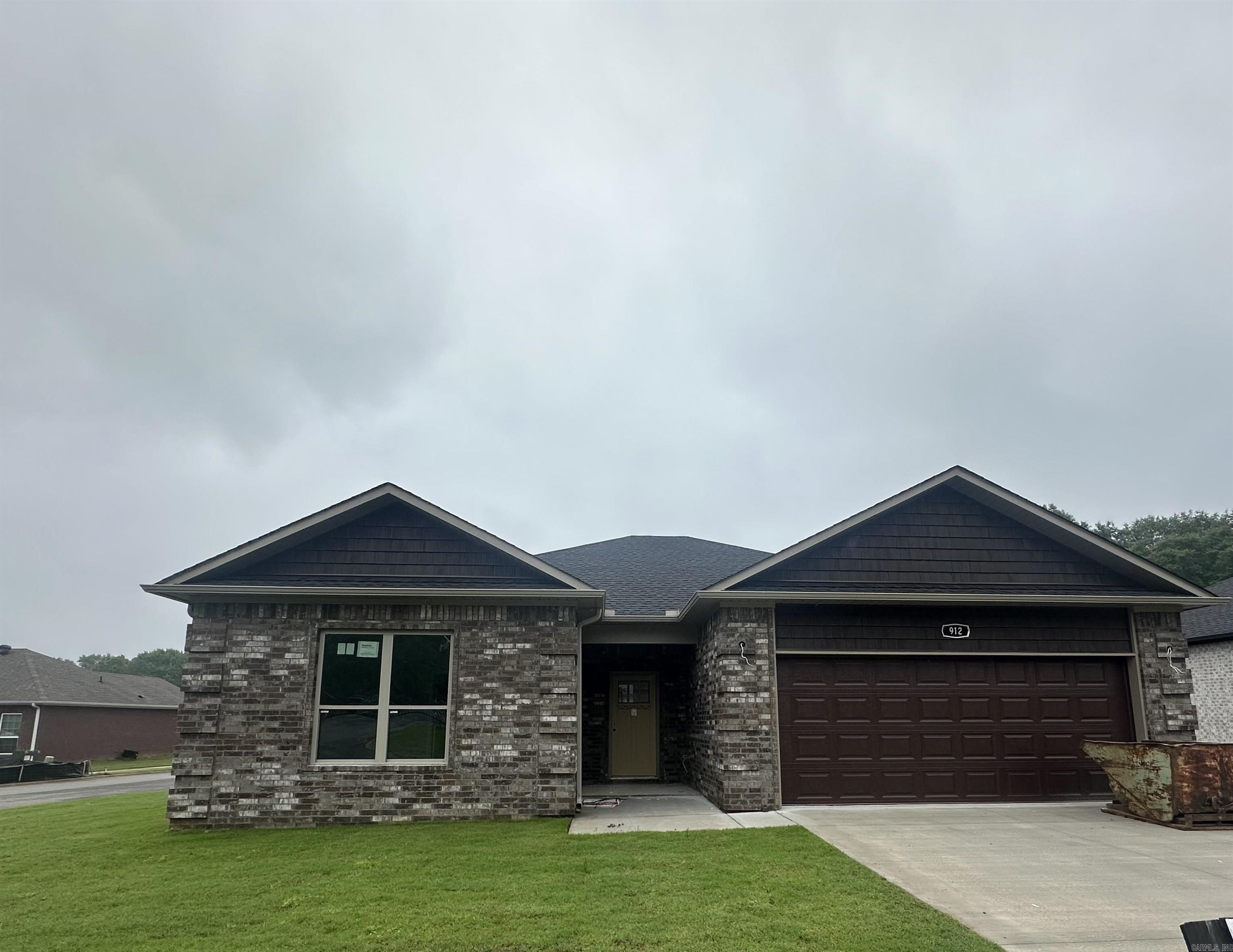 912 E Dell Vista  Cabot, AR