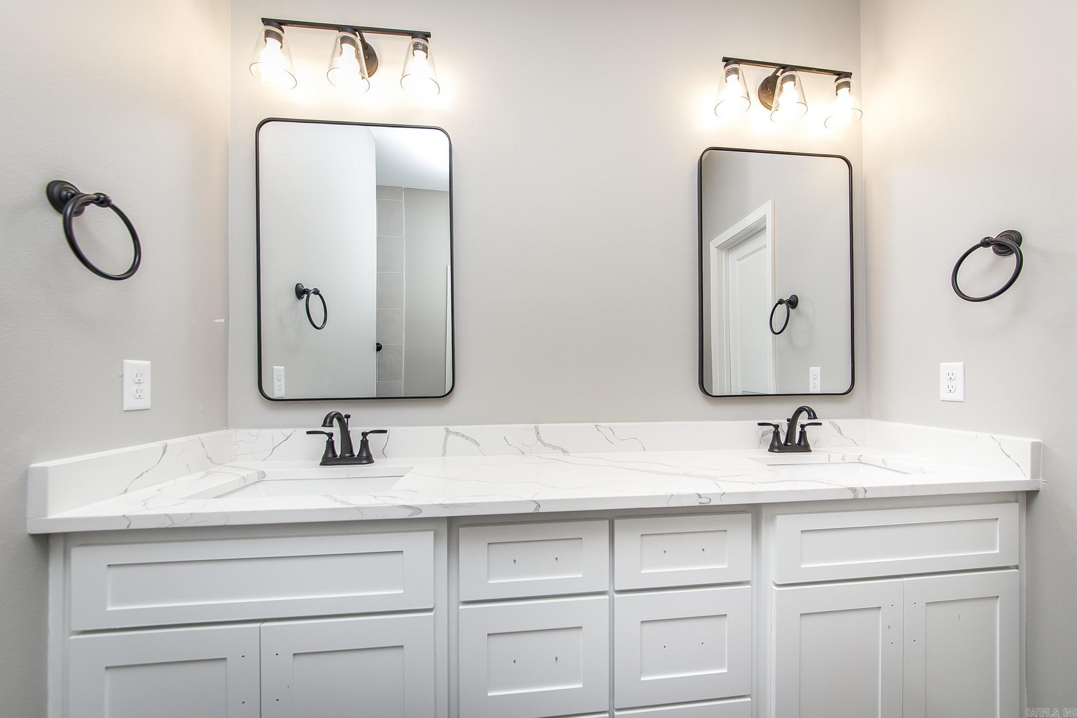 912 E Dell Vista  Cabot, AR