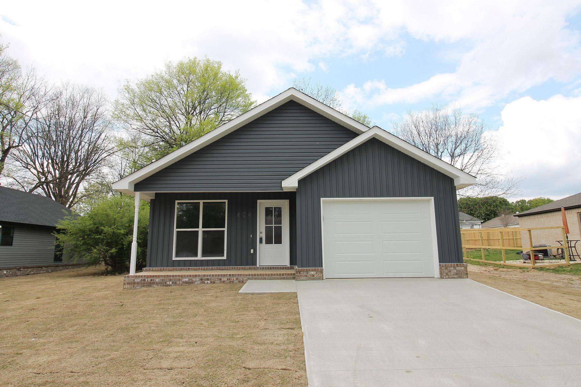404  N. 5th Street  Paragould, AR