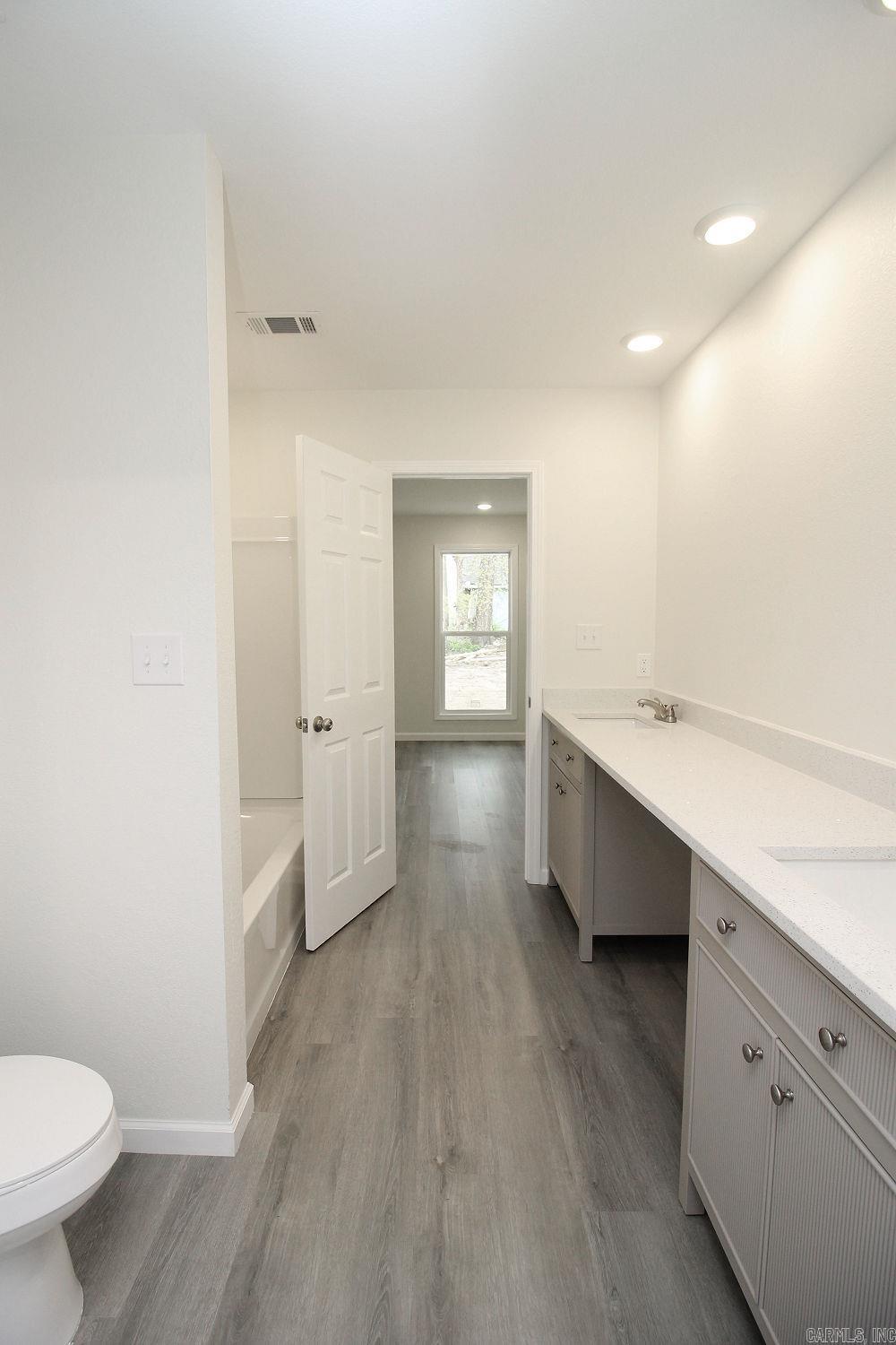404  N. 5th Street  Paragould, AR