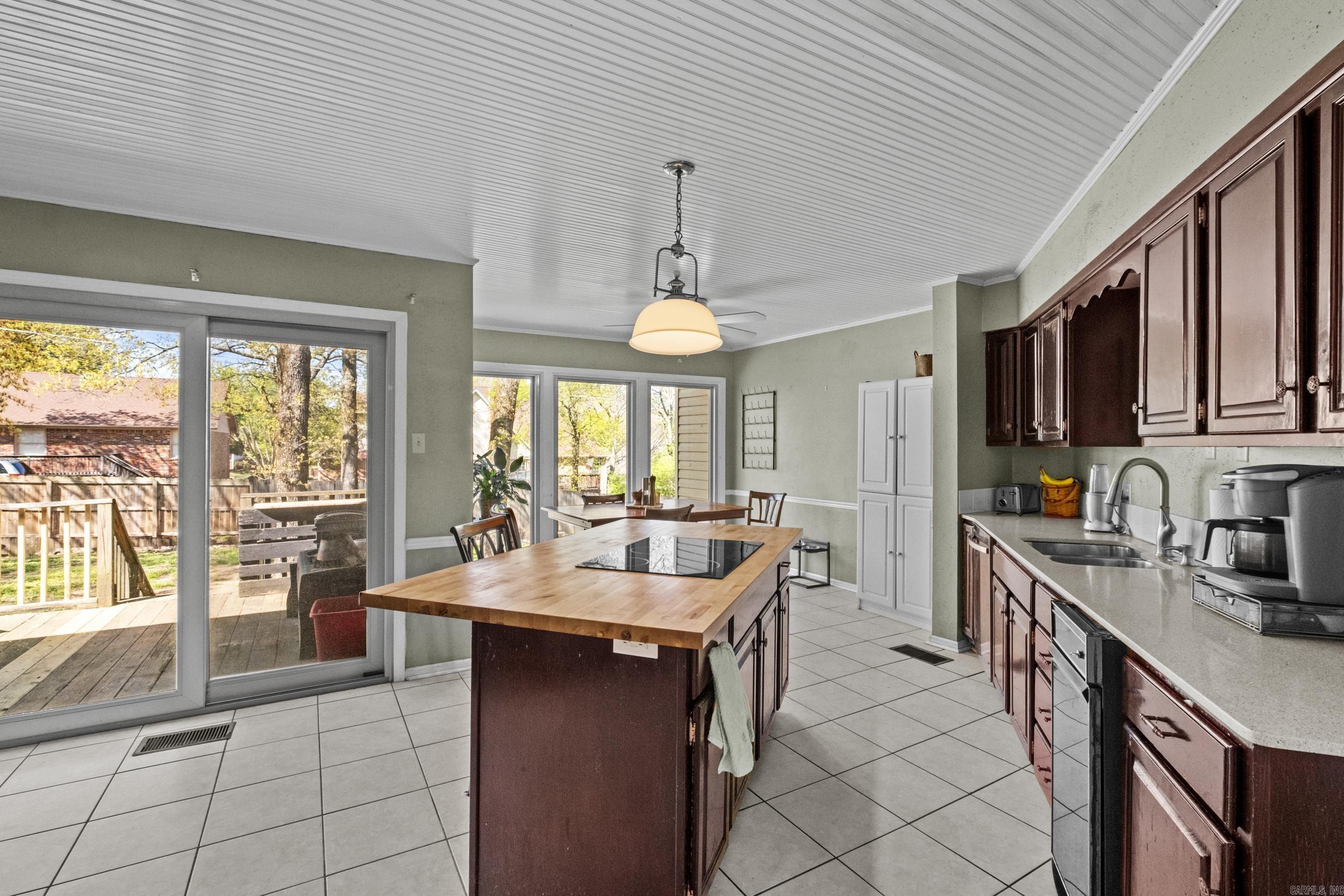111  Lagrue Dr  Sherwood, AR