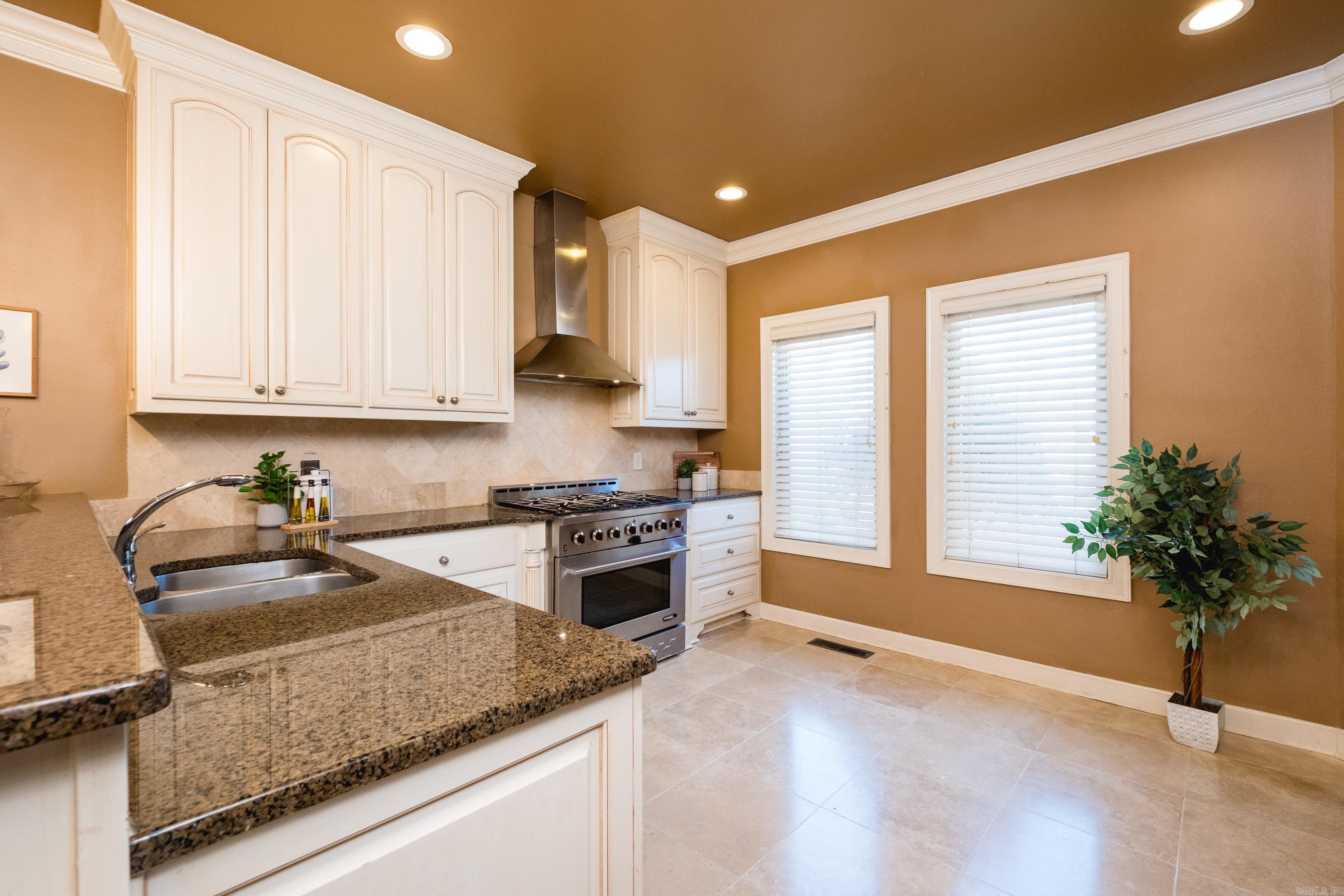48  Epernay Circle  Little Rock, AR