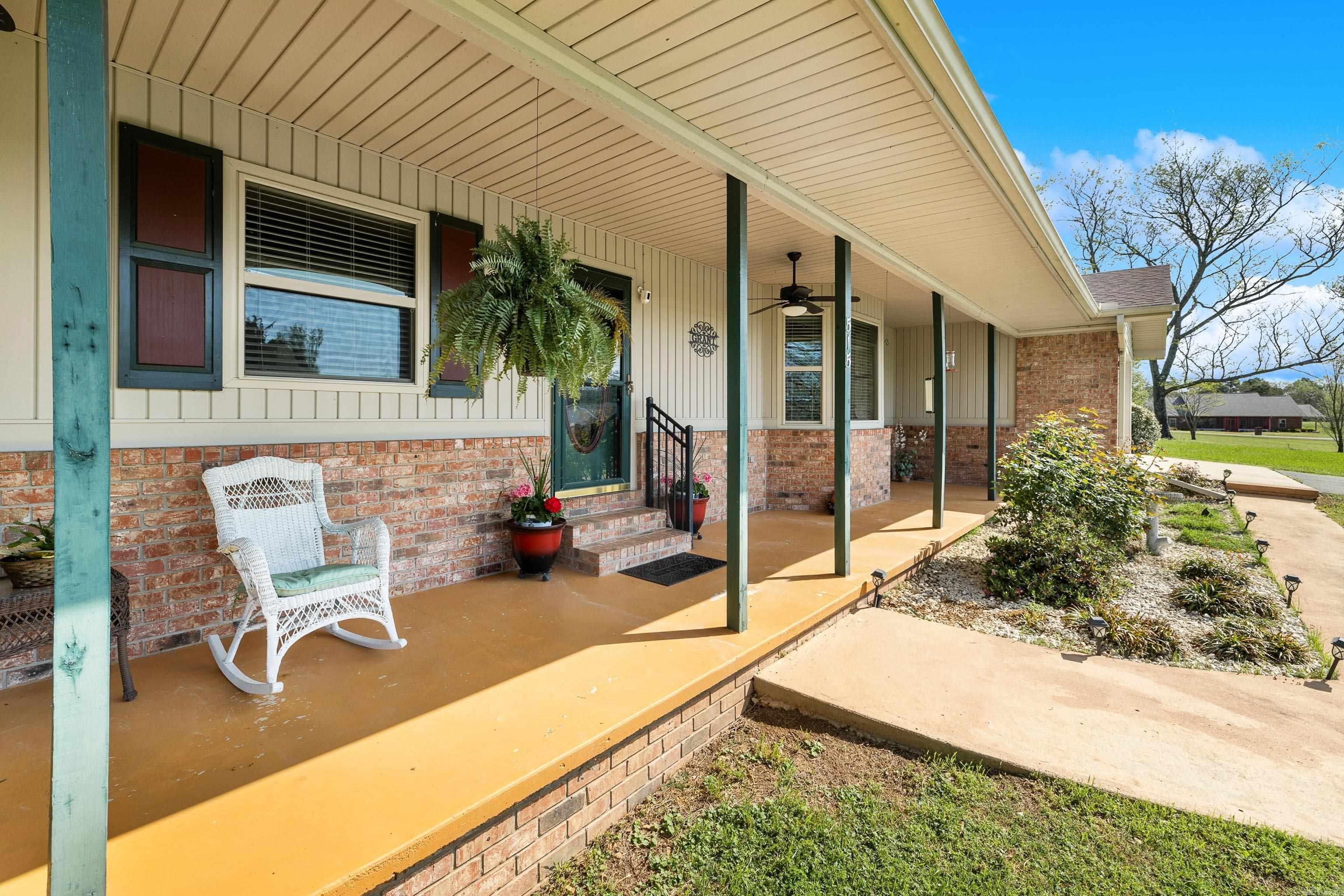 515  Beachview  Hot Springs, AR
