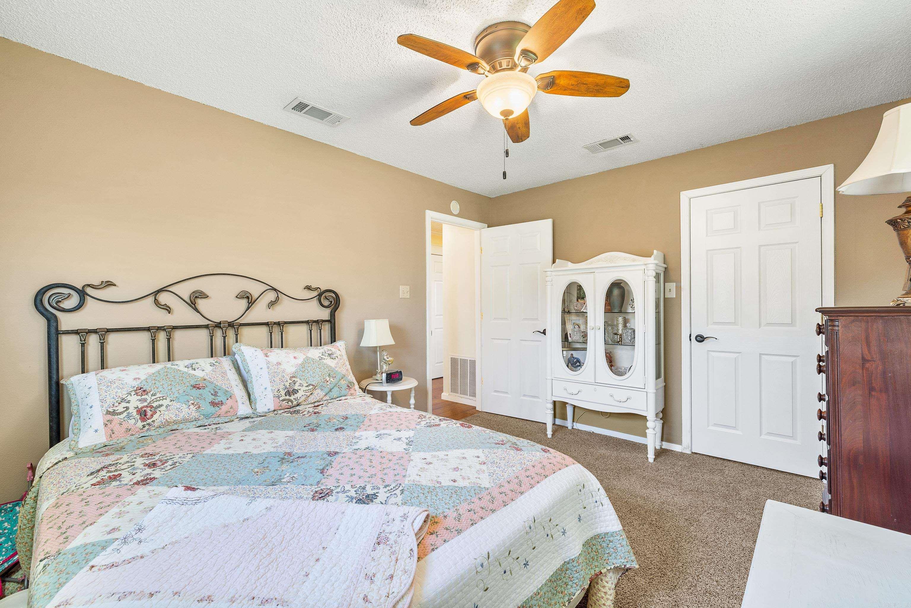 515  Beachview  Hot Springs, AR