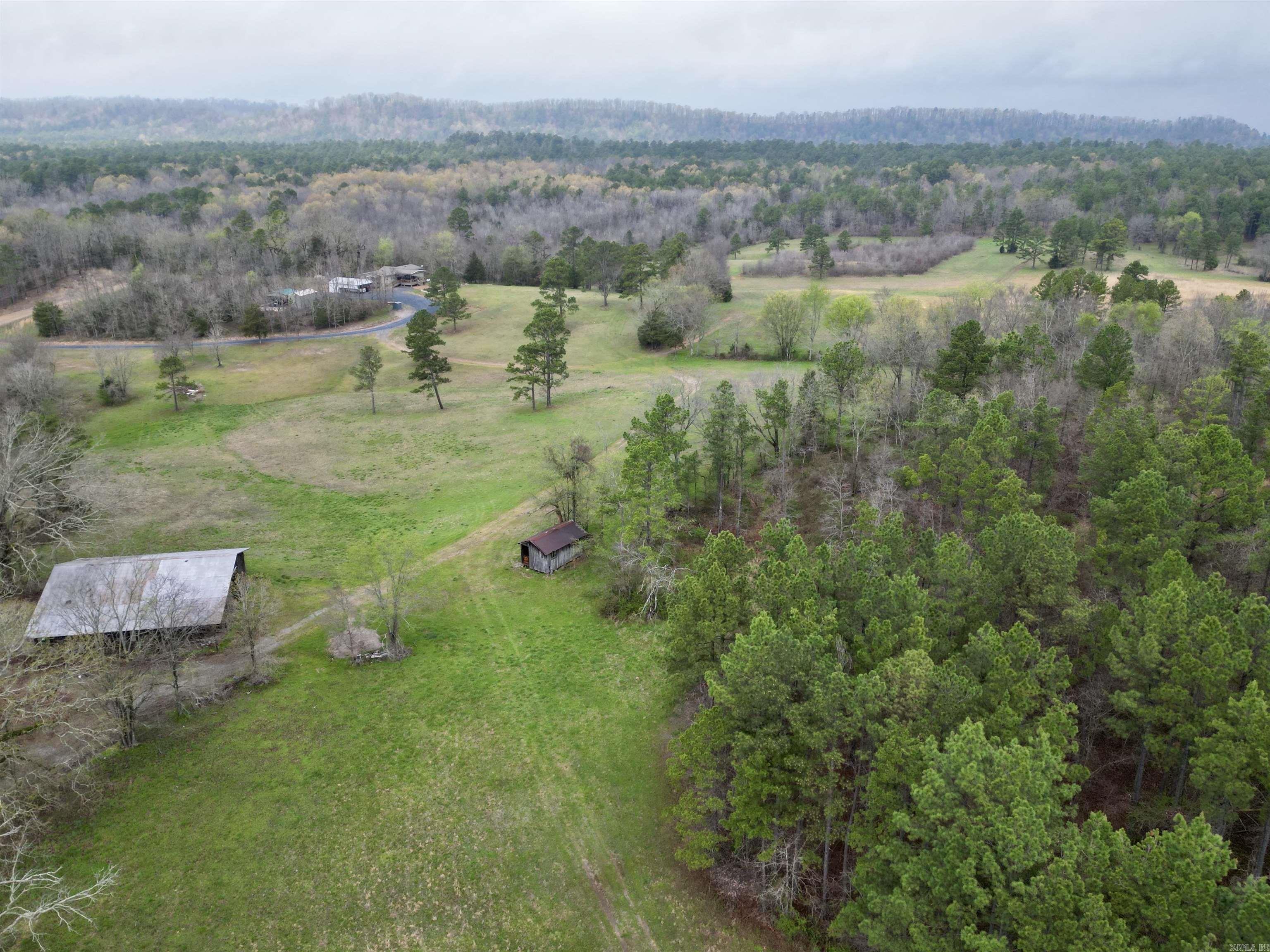 33  Collins Field Rd  Mount Ida, AR