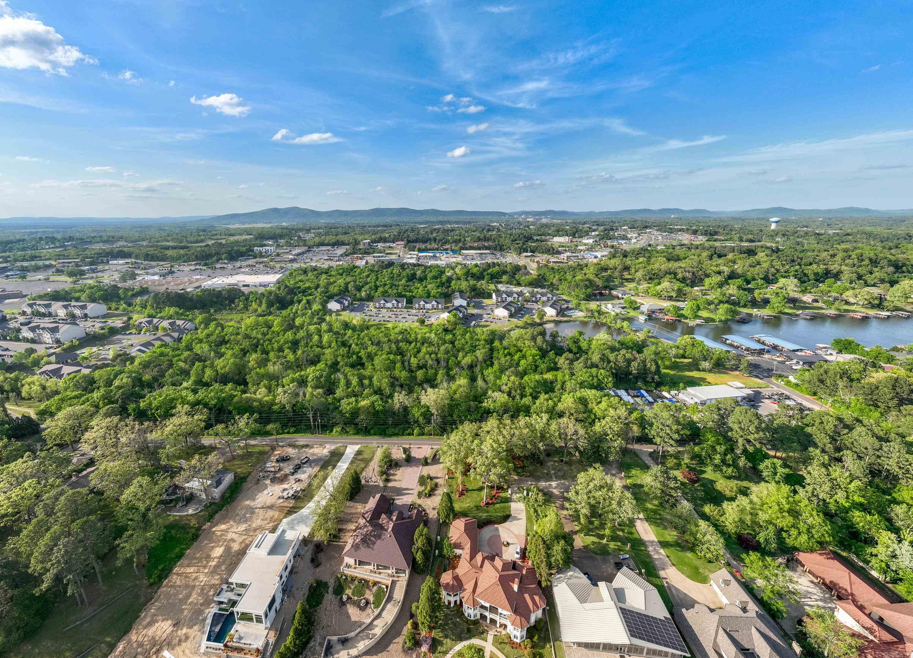 280  Lakeland  Hot Springs, AR