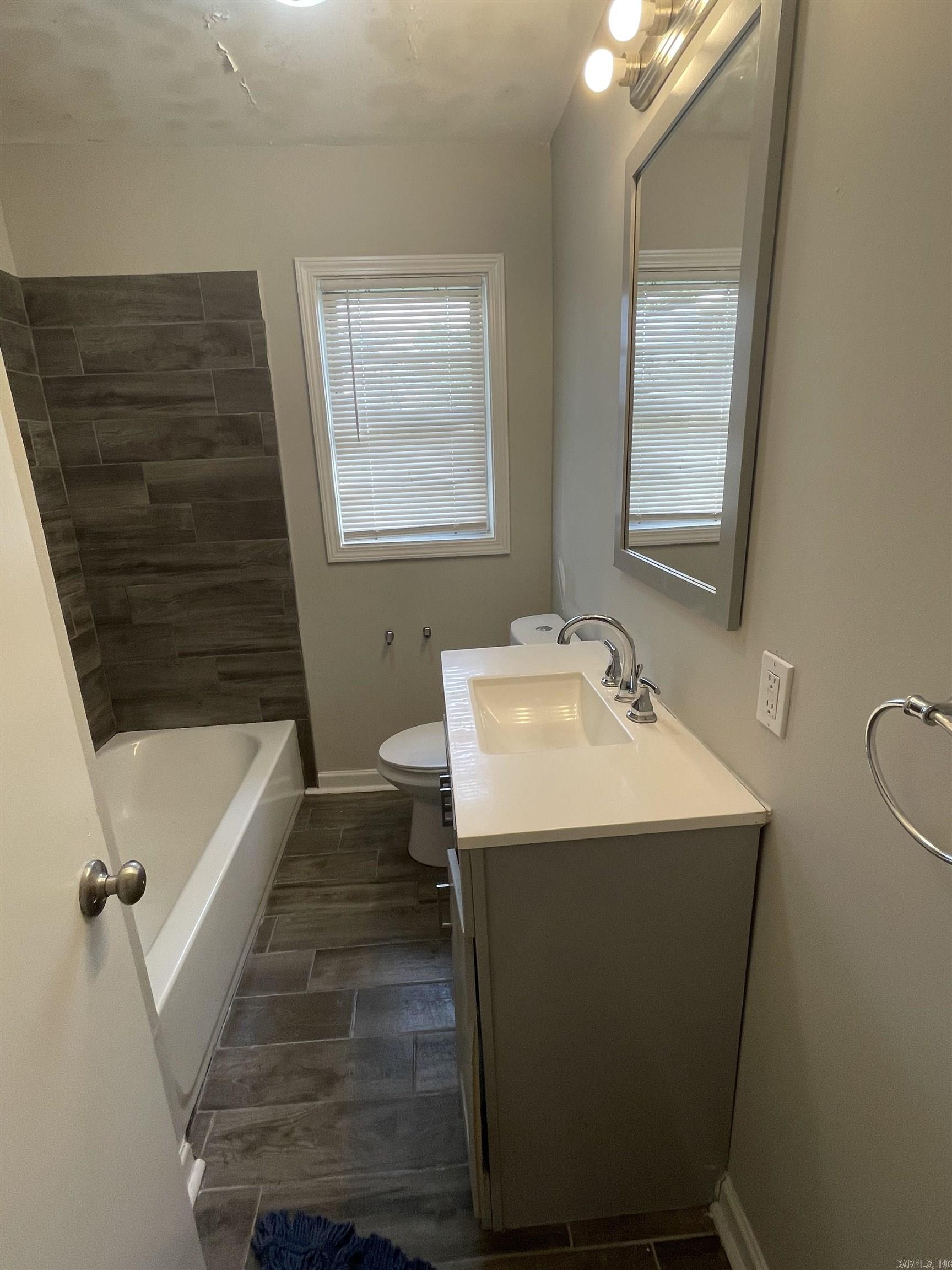 1601  Carolyn  Jacksonville, AR