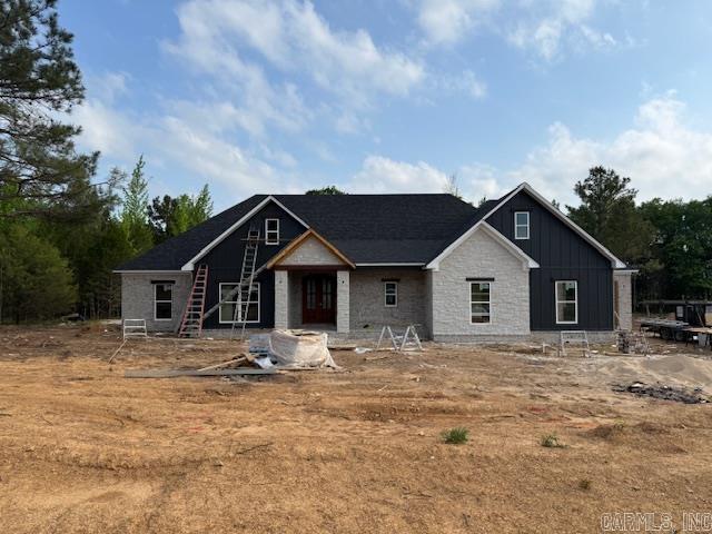 52  Ules Watson Drive  Greenbrier, AR