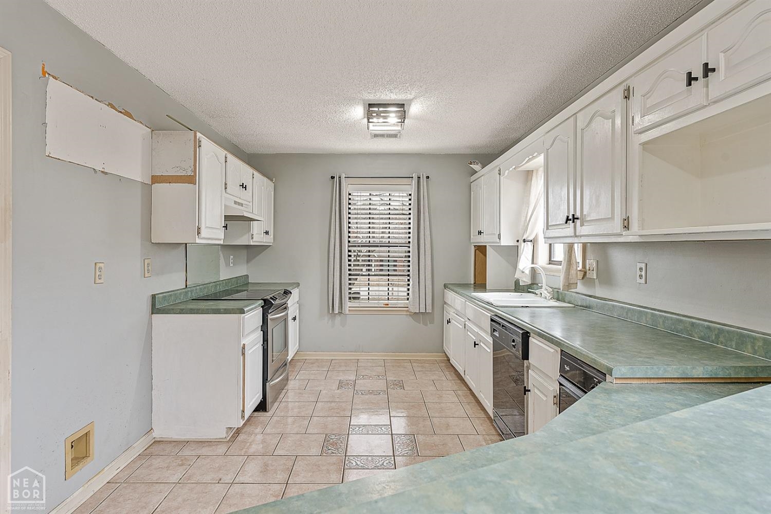 1103 E Craighead Forrest  Jonesboro, AR